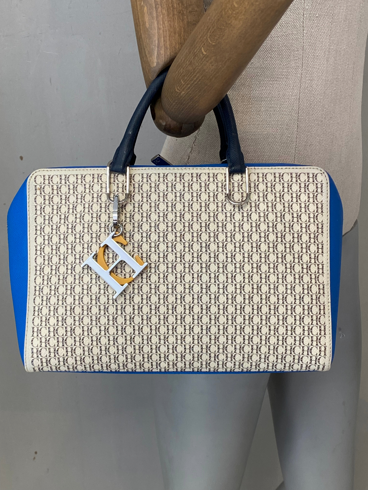 Bolso de Mano Carolina Herrera Monogram