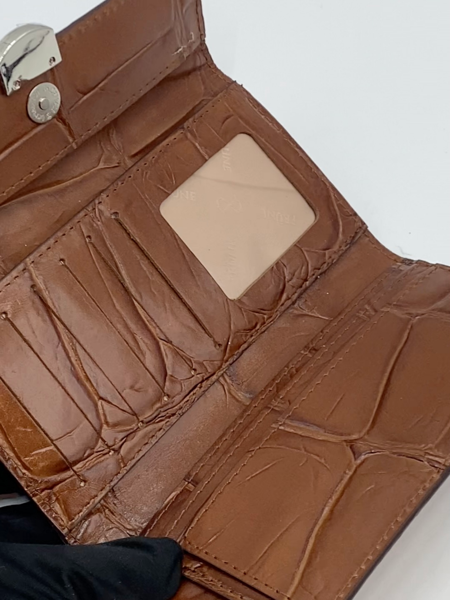 Billetera Marron de Cuero Prune