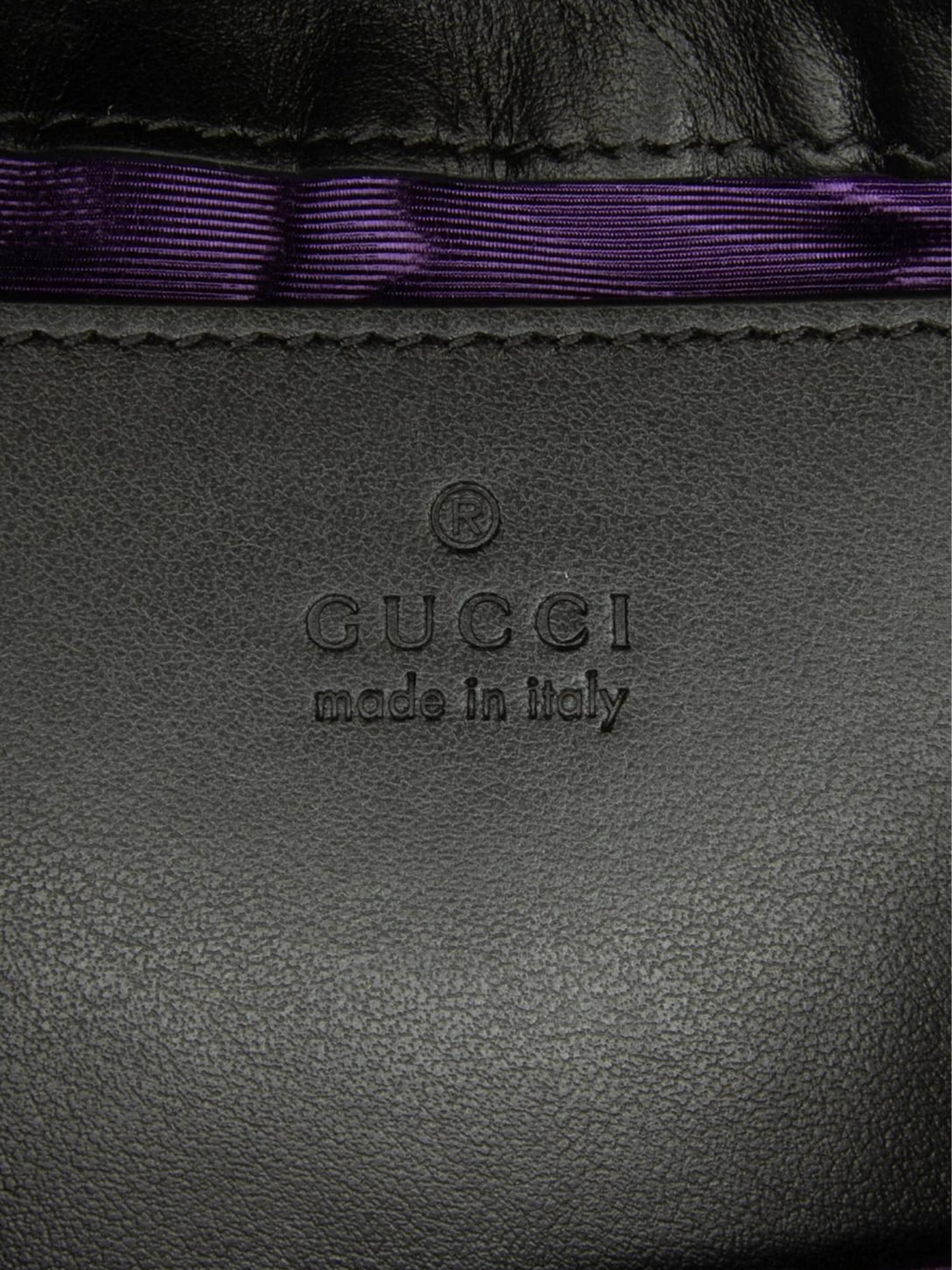 Bolso de Hombro Gucci GG Matelassé Negro de Cuero