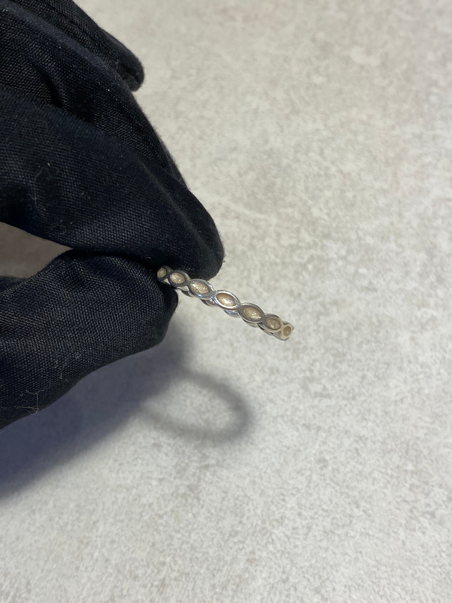 Anillo Pandora White Enamel