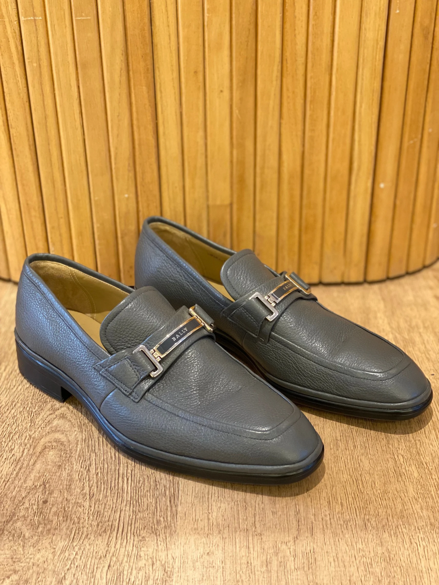 Mocasines Bally Gris (9.5 MASC)