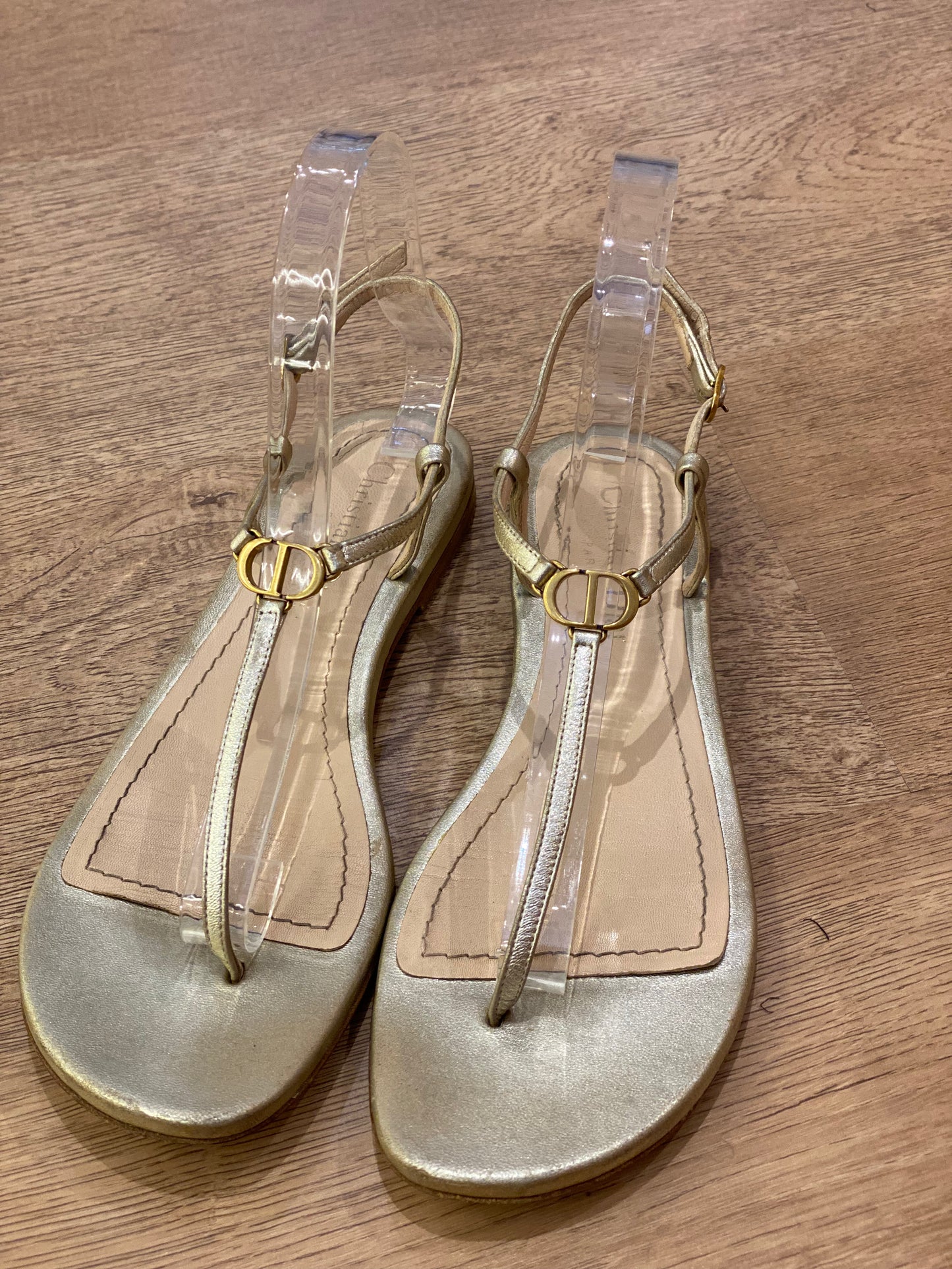 Sandalia Dior Lambskin Crystal CD (38)