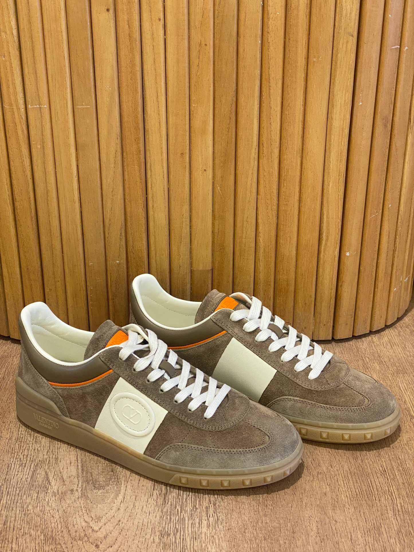 Champion Valentino Upvillage (Talle 40)