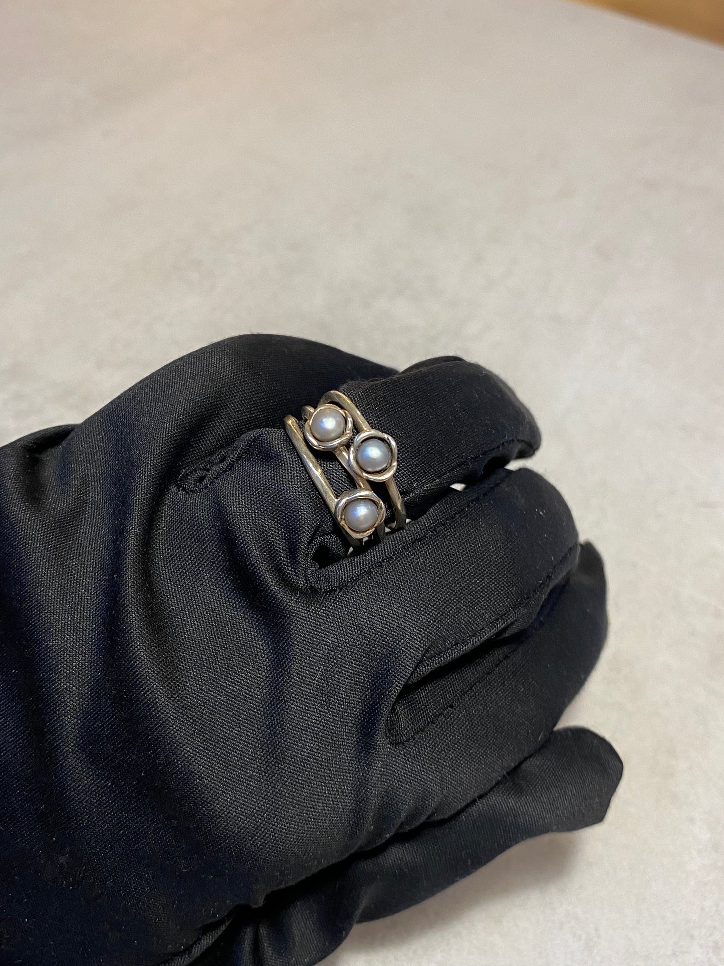 Anillo Pandora Triple Pearl