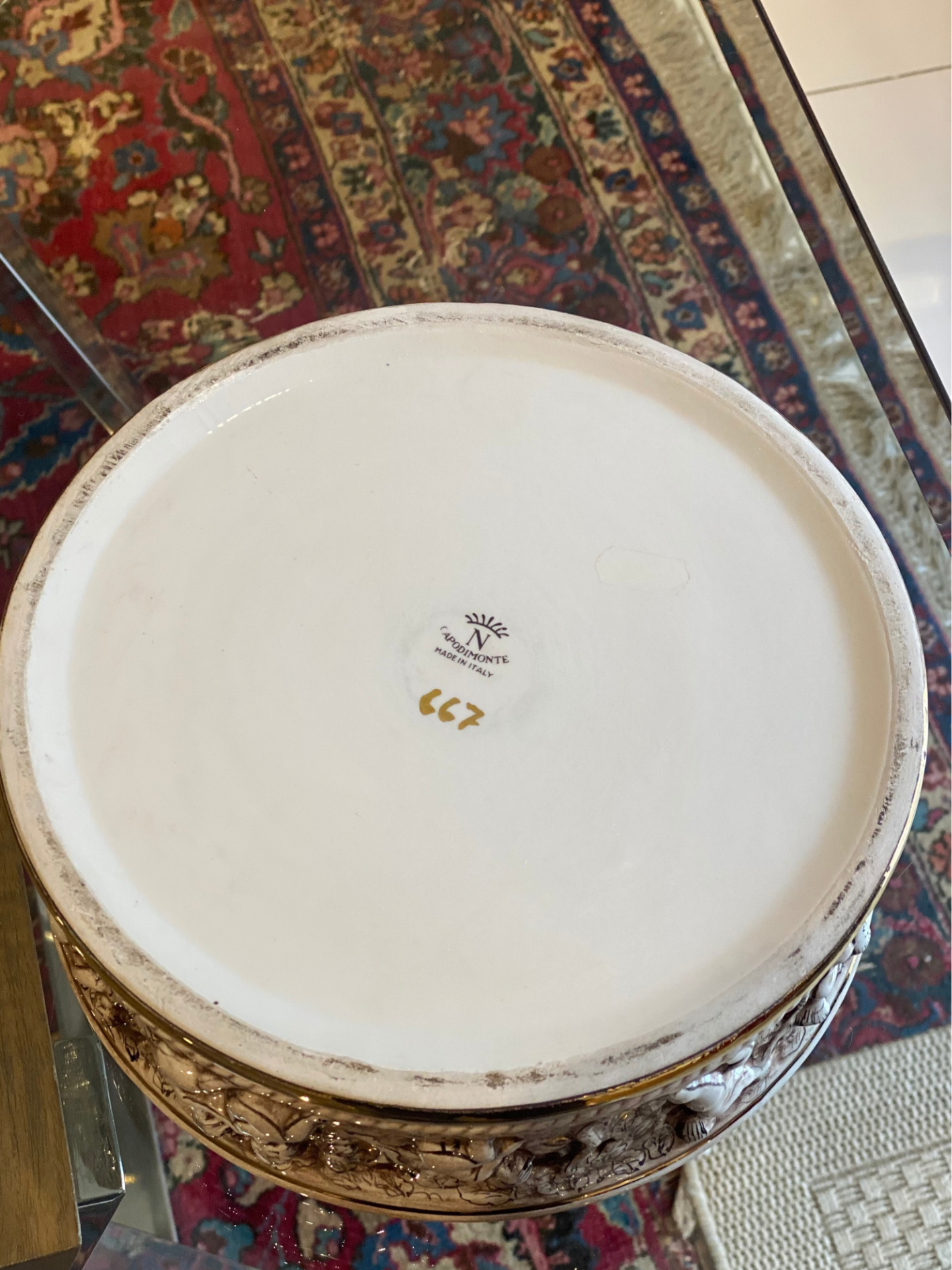 Cuenco de Porcelana Caramelero Capodimonte 26 cm.