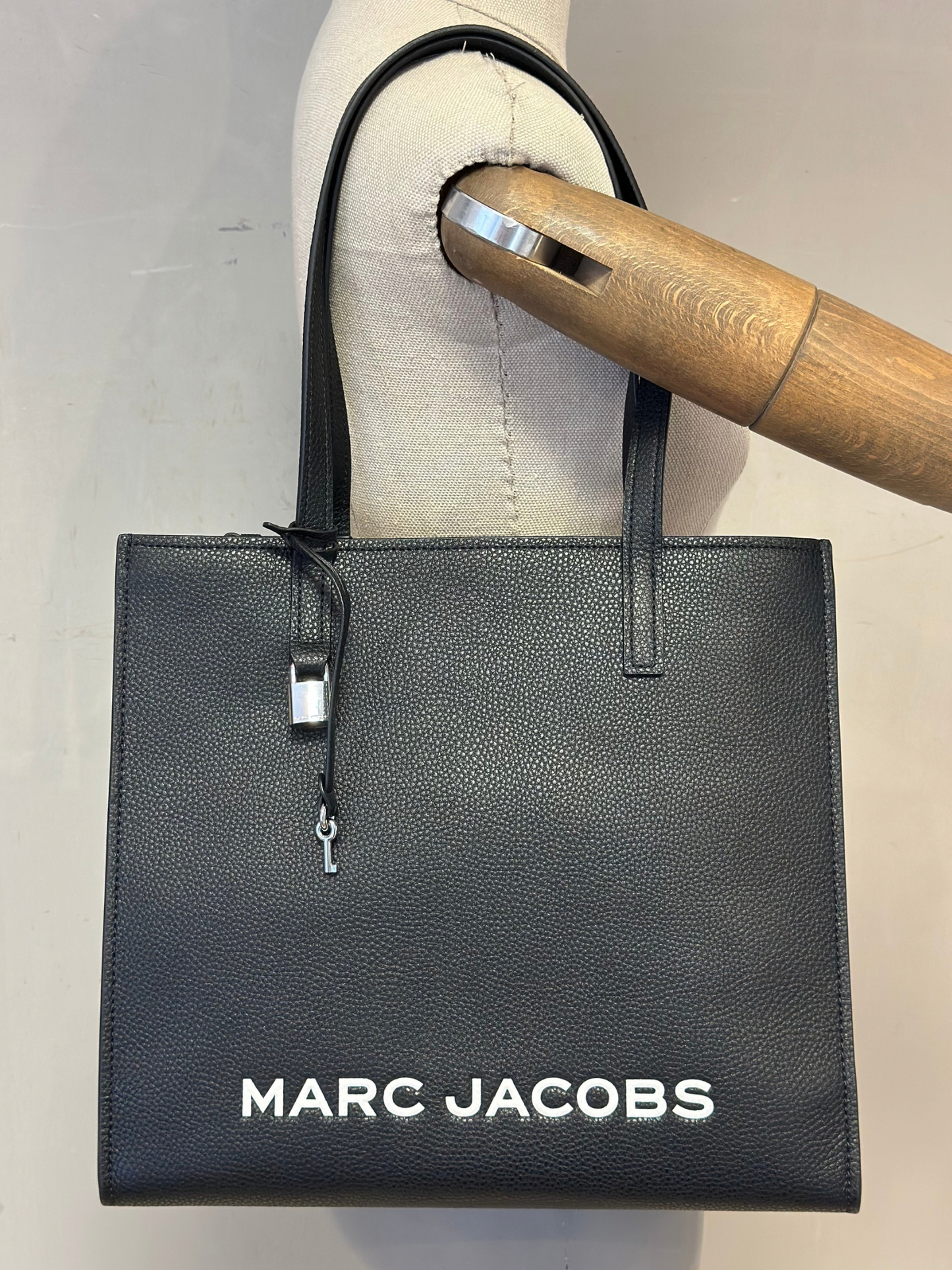 Bolso Negro Tote Bag Marc Jacobs