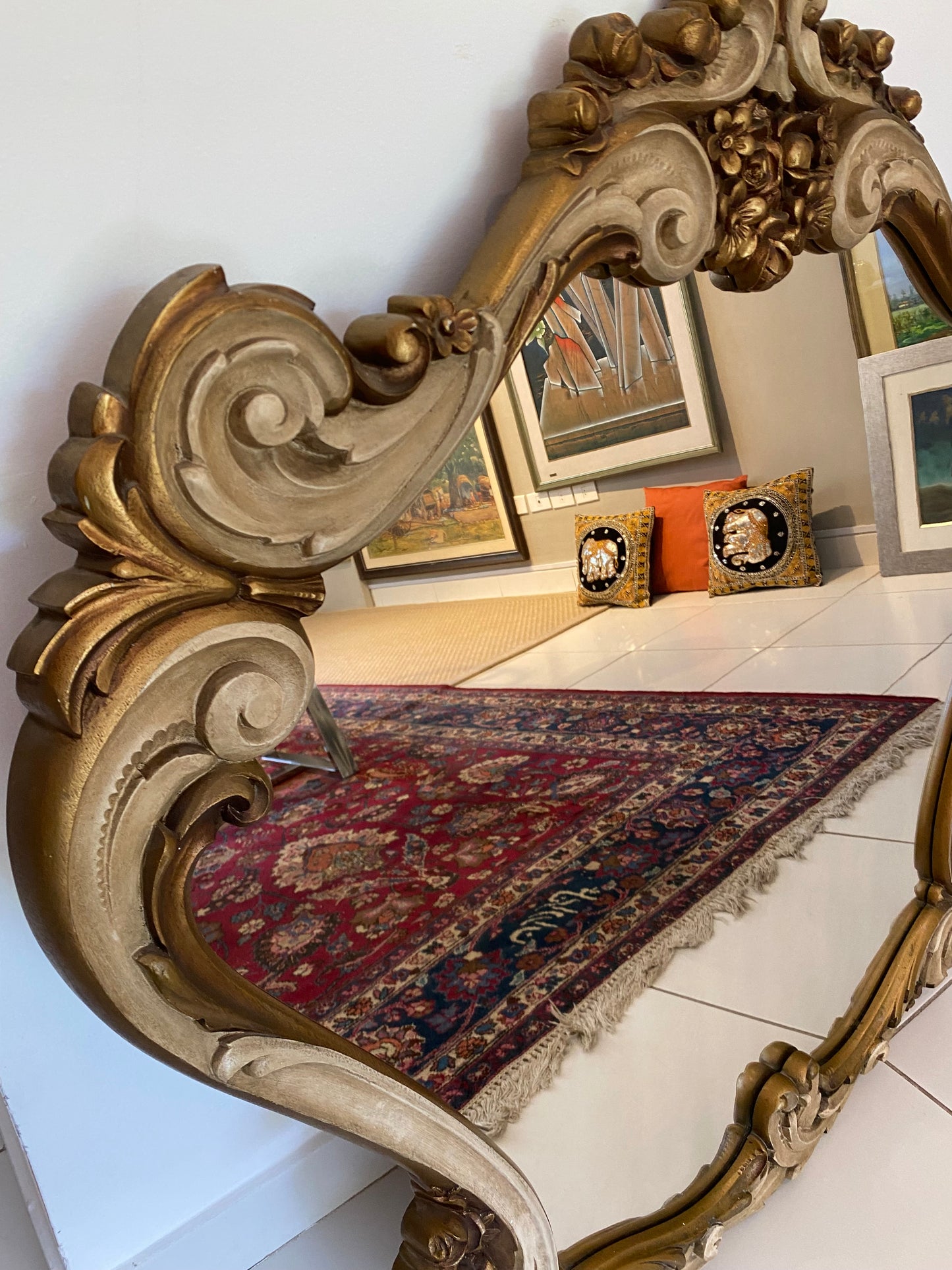 Espejo Vintage Tallado 110 x 105 cm