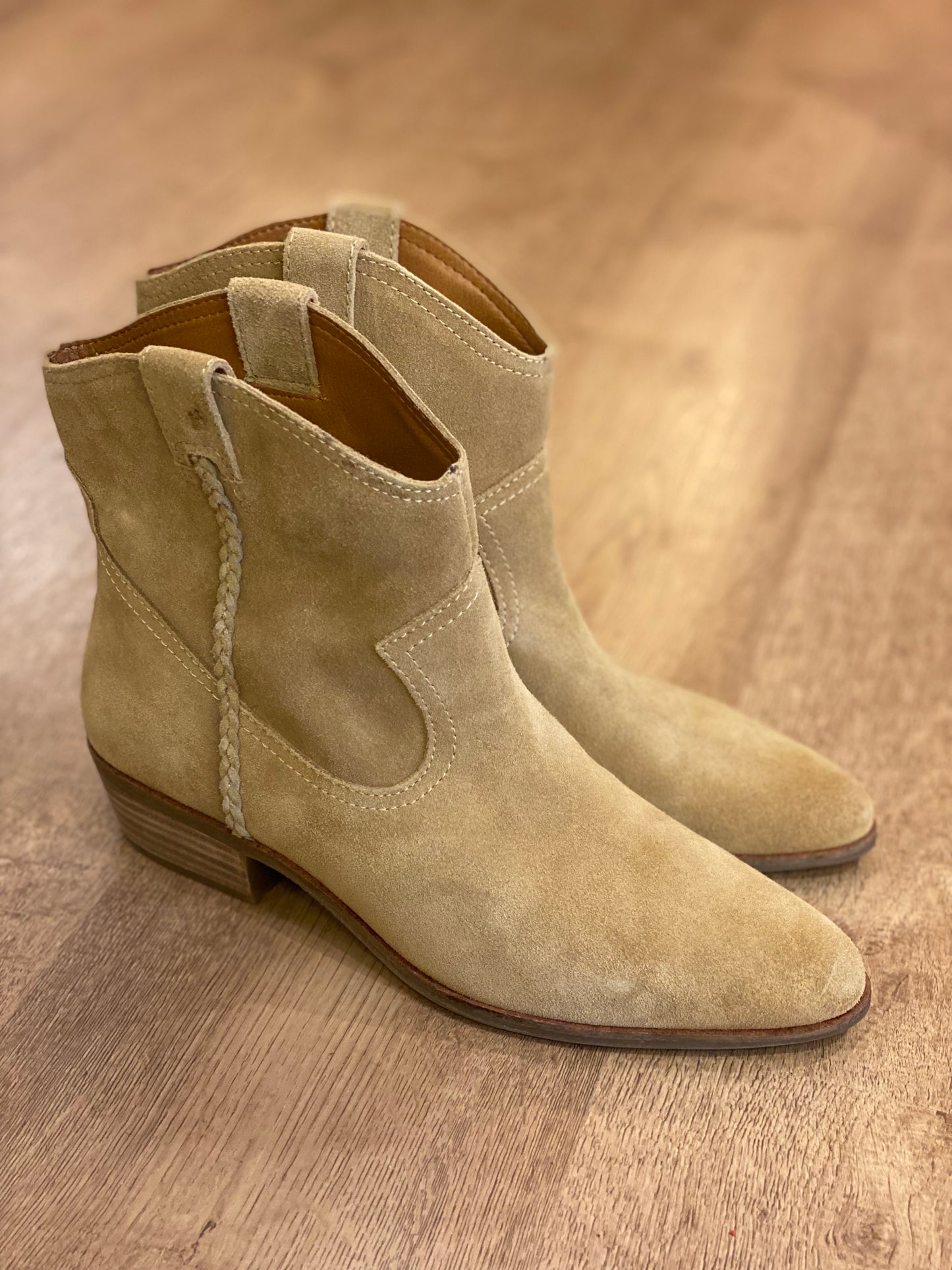 Botas Lucky Brand Hadrya Suede(9.5US)