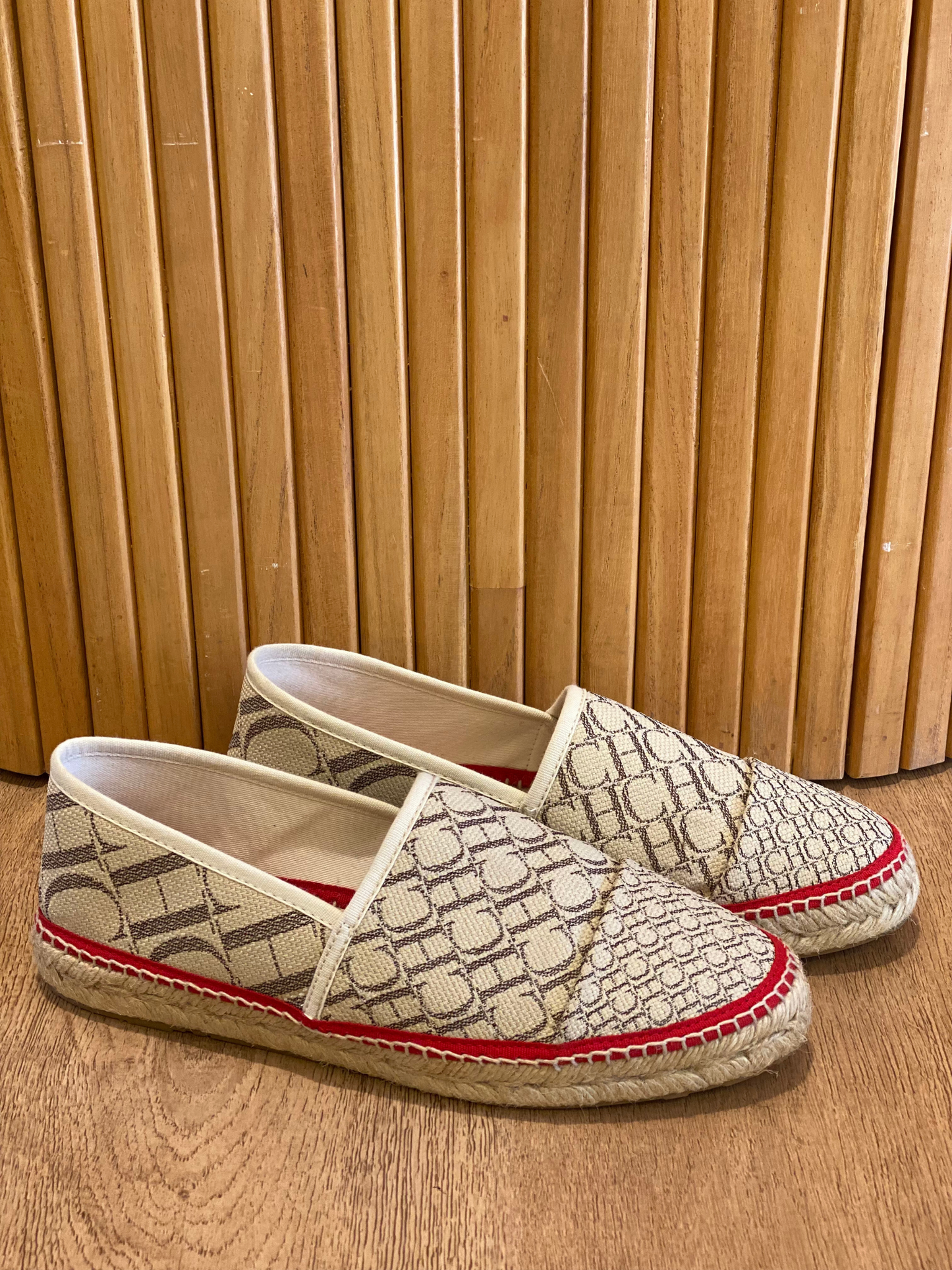 Espadrilles Carolina Herrera Monogram