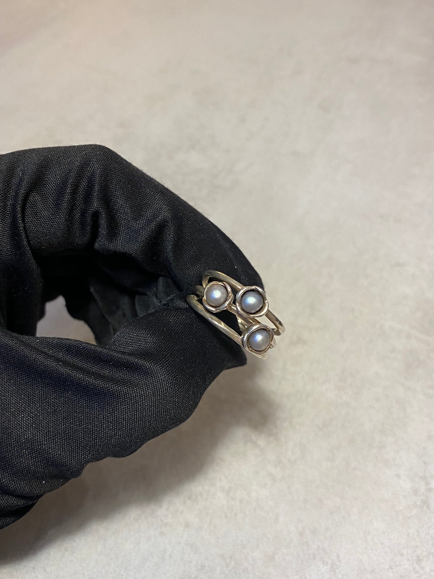 Anillo Pandora Triple Pearl