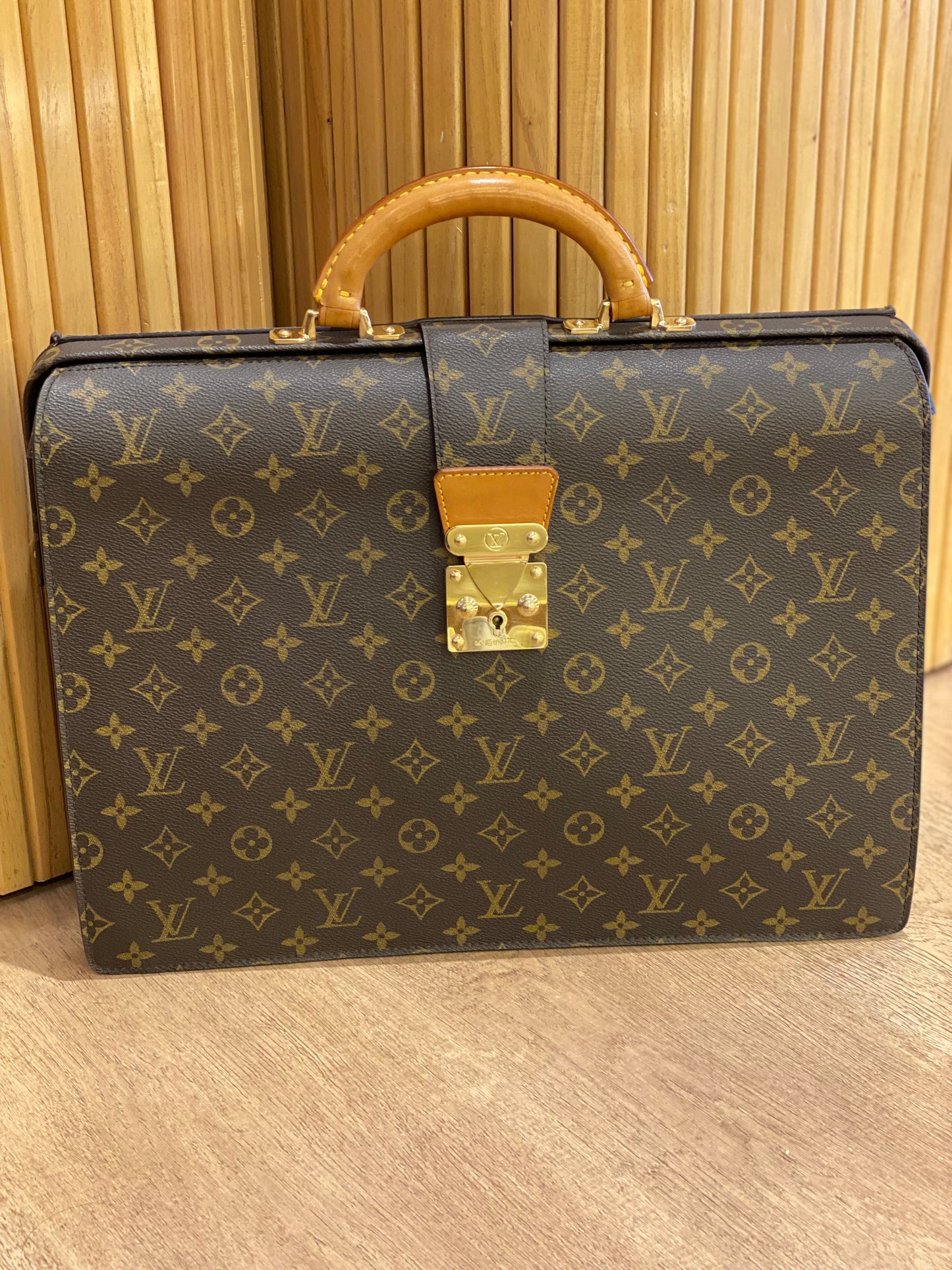 Maletin Louis Vuitton Serviette Fermoir Nuevo
