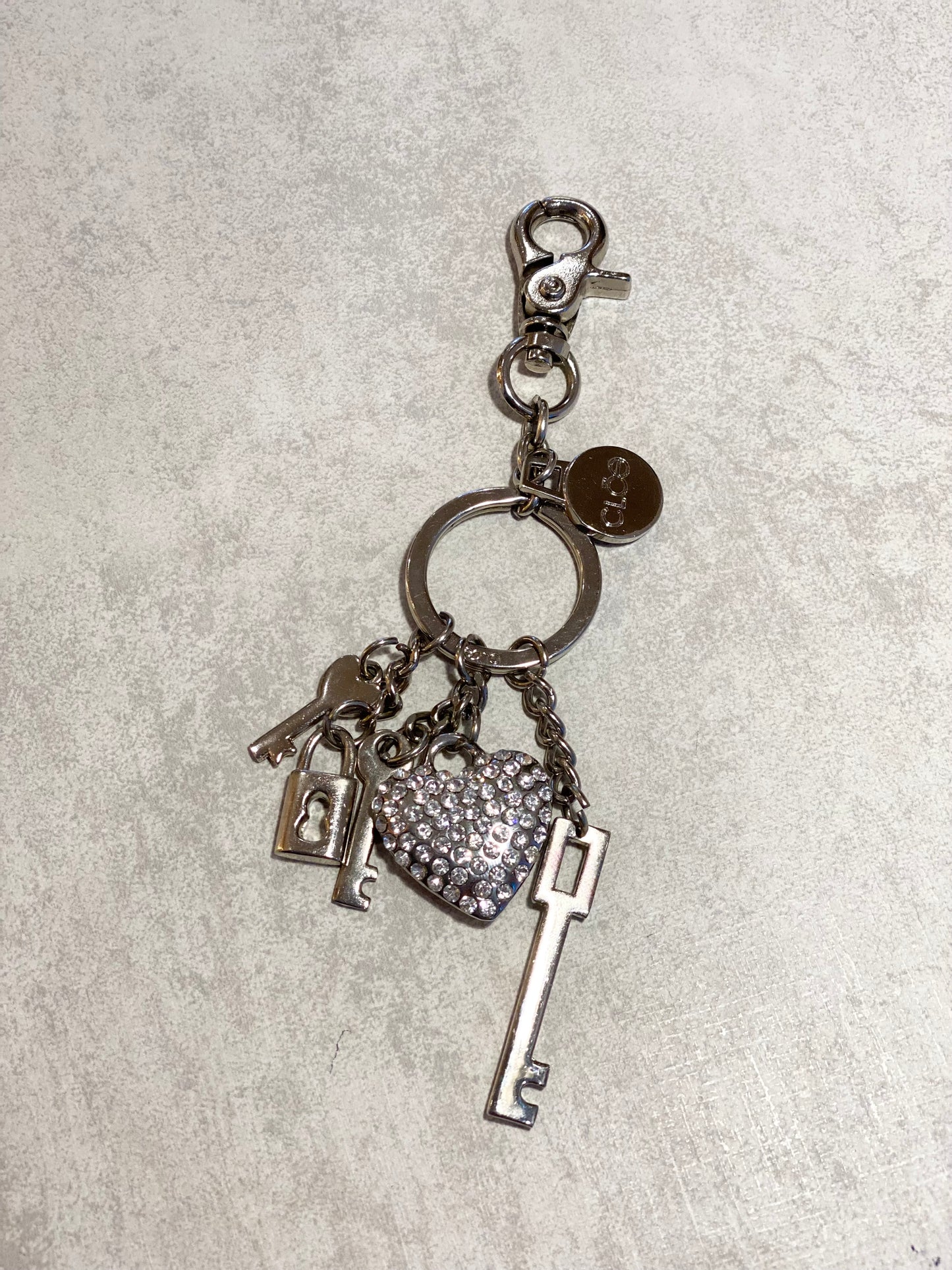 Llavero Clōe Lockheart