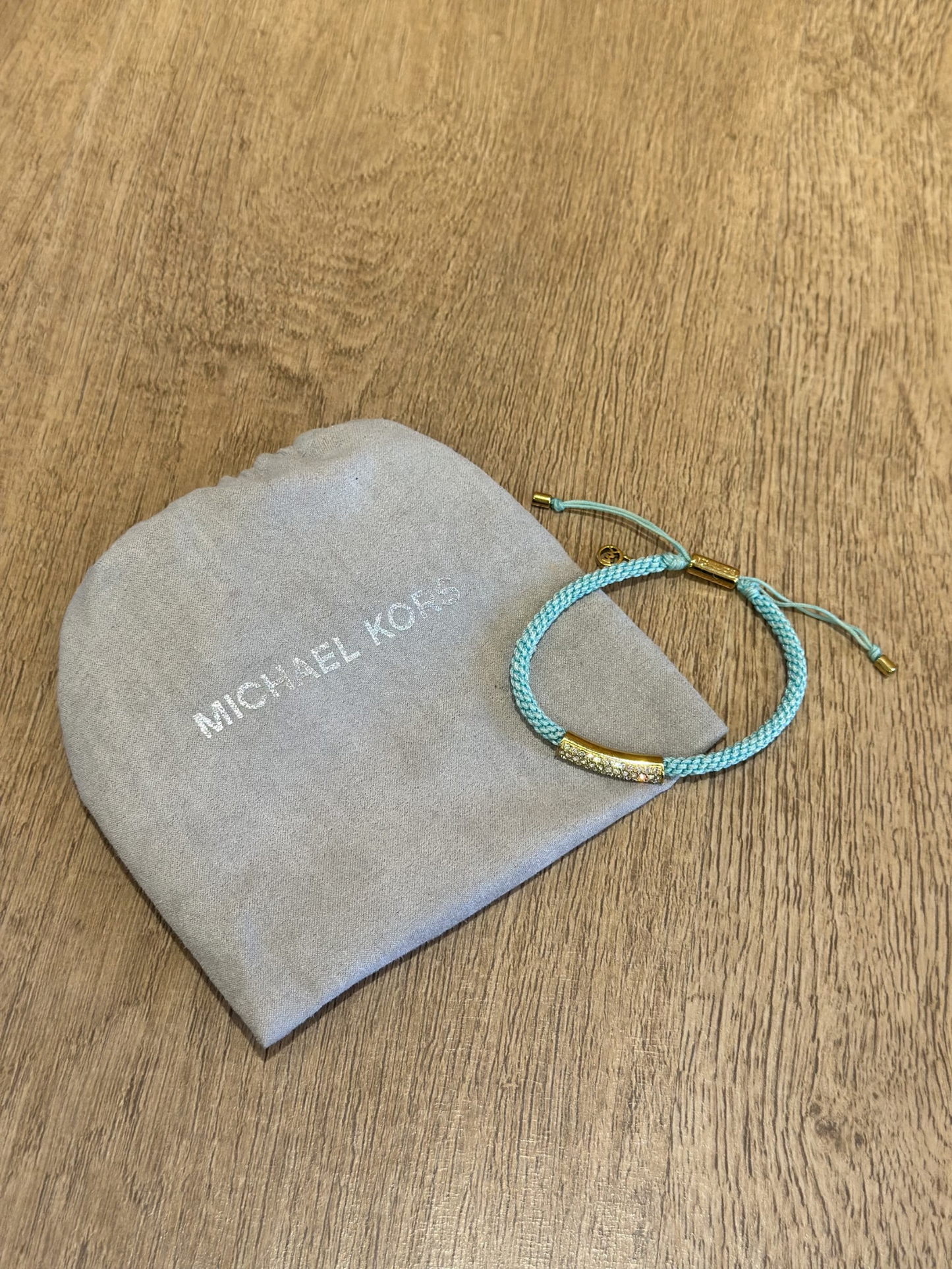 Pulsera de Macramé Celeste Michael Kors