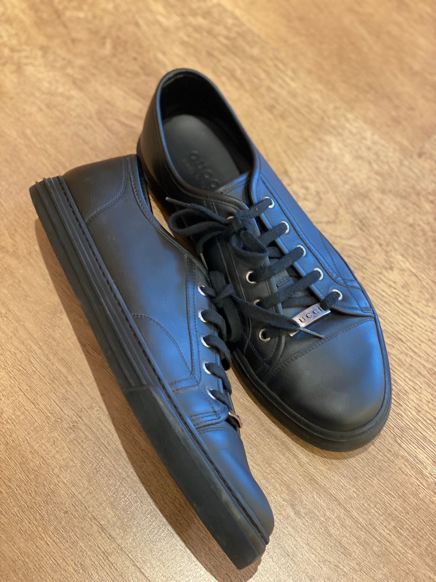 Champion Gucci Low Top de Cuero (10 MASC)