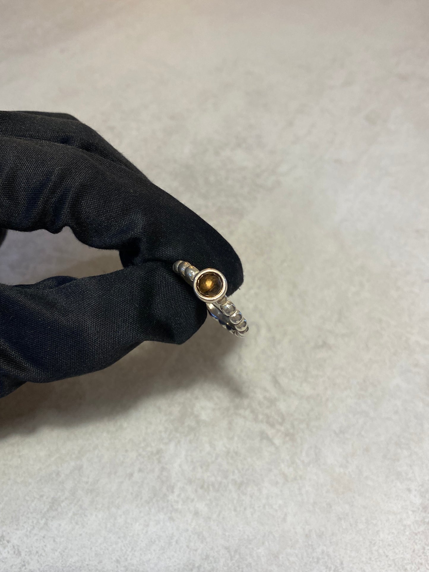 Anillo Pandora de Plata con Piedra Marrón