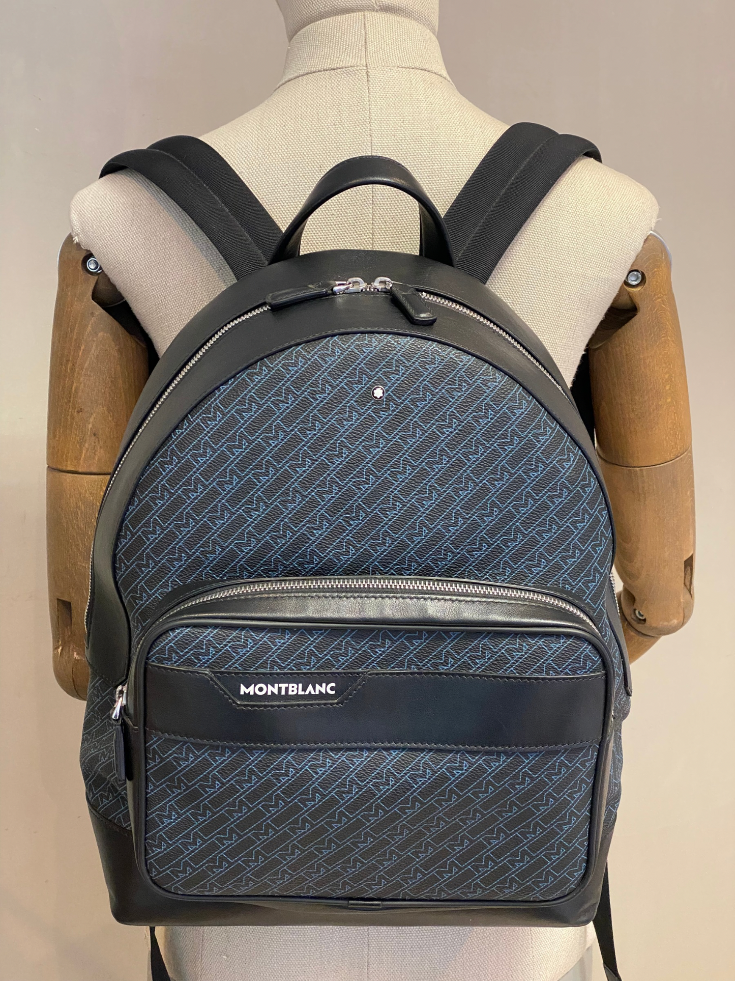 Mochila Montblanc Gram 4810