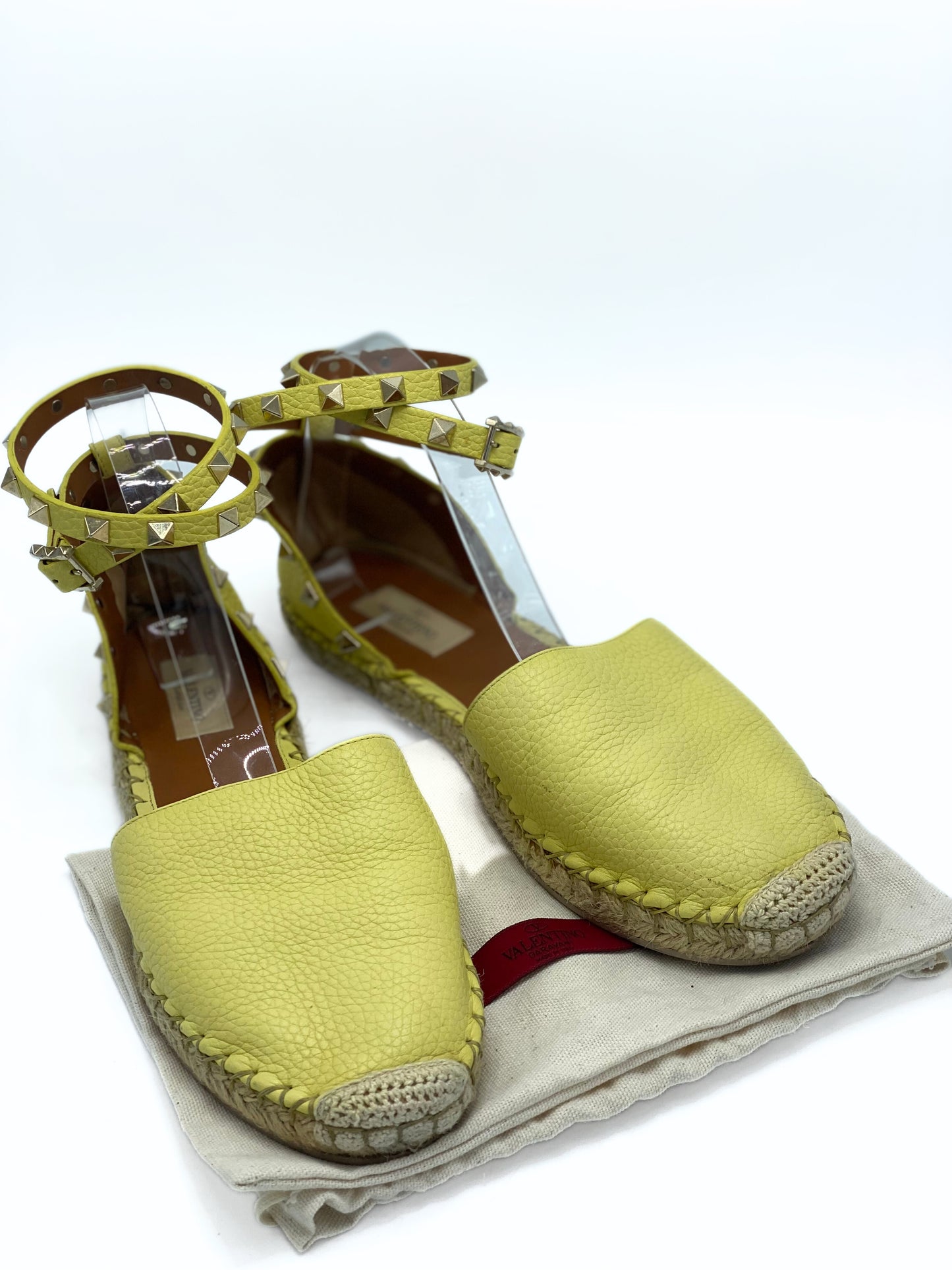 Sandalia Valentino Rockstud Espadrille Flats (39)