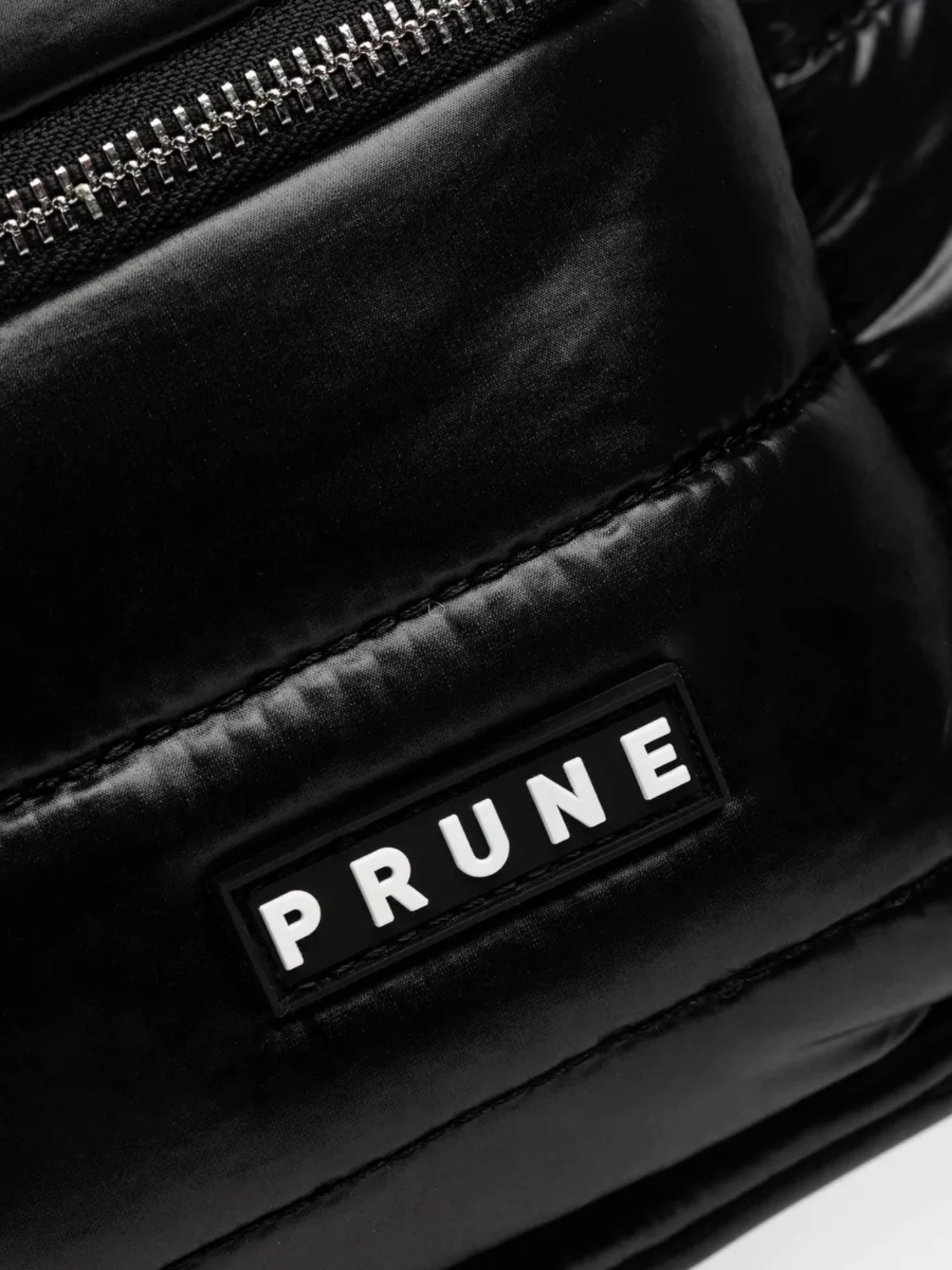 Mochila Negra Prune Blow