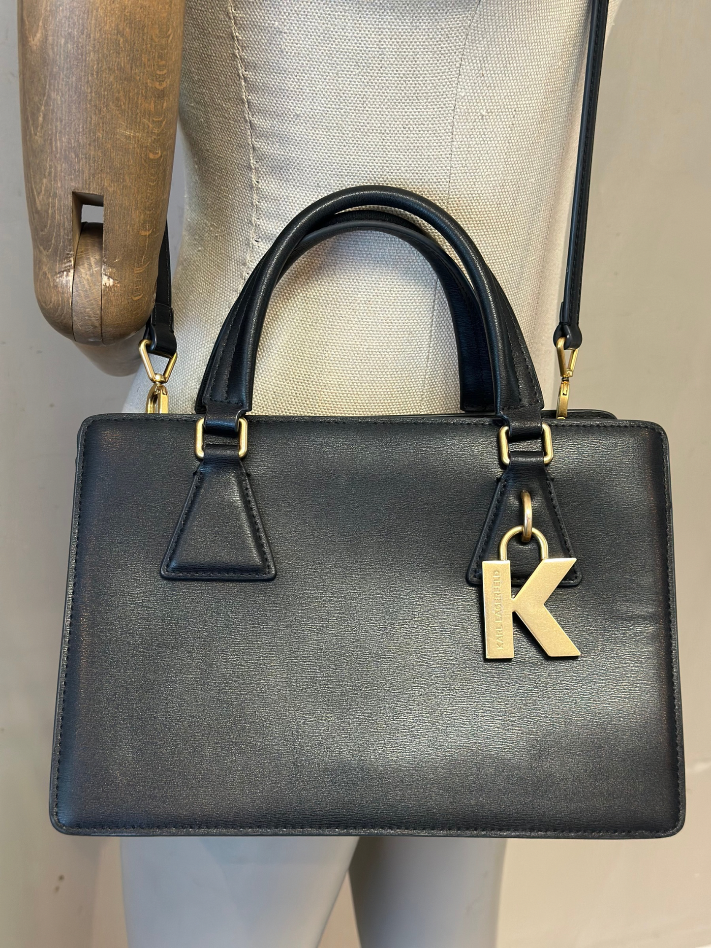 Cartera Negra Karl Lagerfeld K/Ikonik