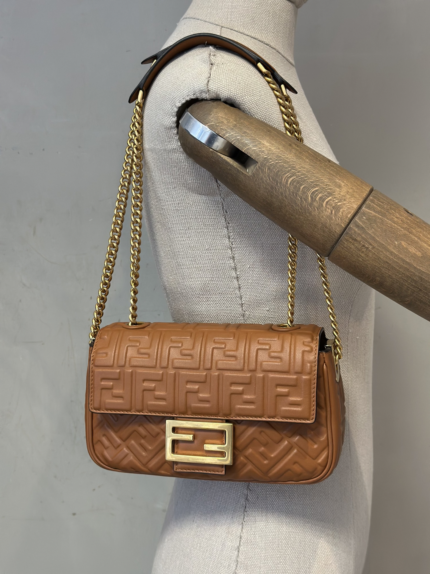 Bandolera Fendi Baguette Chain Midi