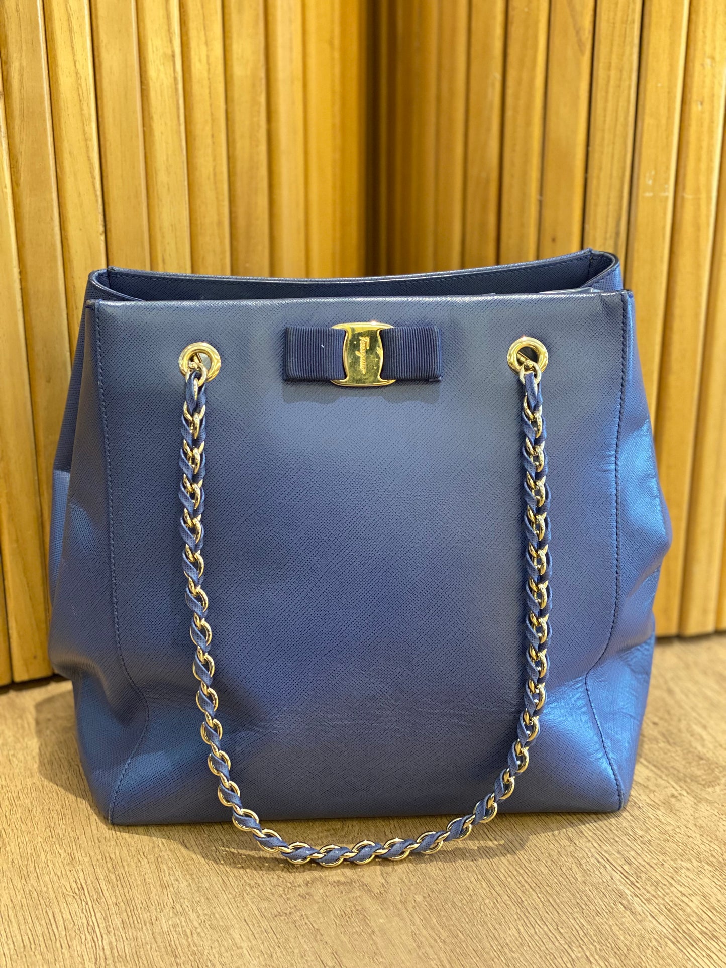 Cartera Salvatore Ferragamo Vany Tote Blue