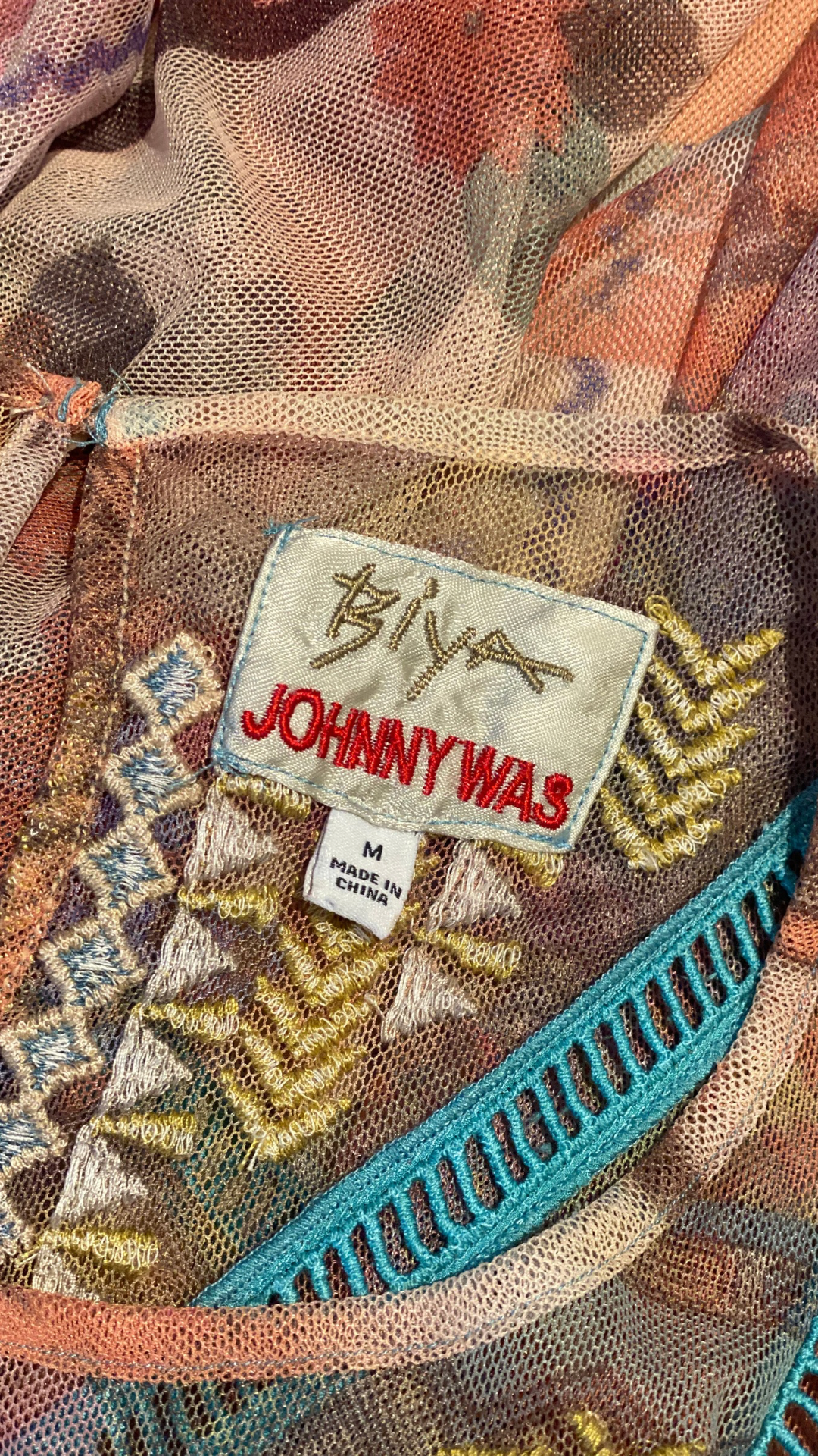 Vestido con Bordado de Flores Johnny Was (Talle M)