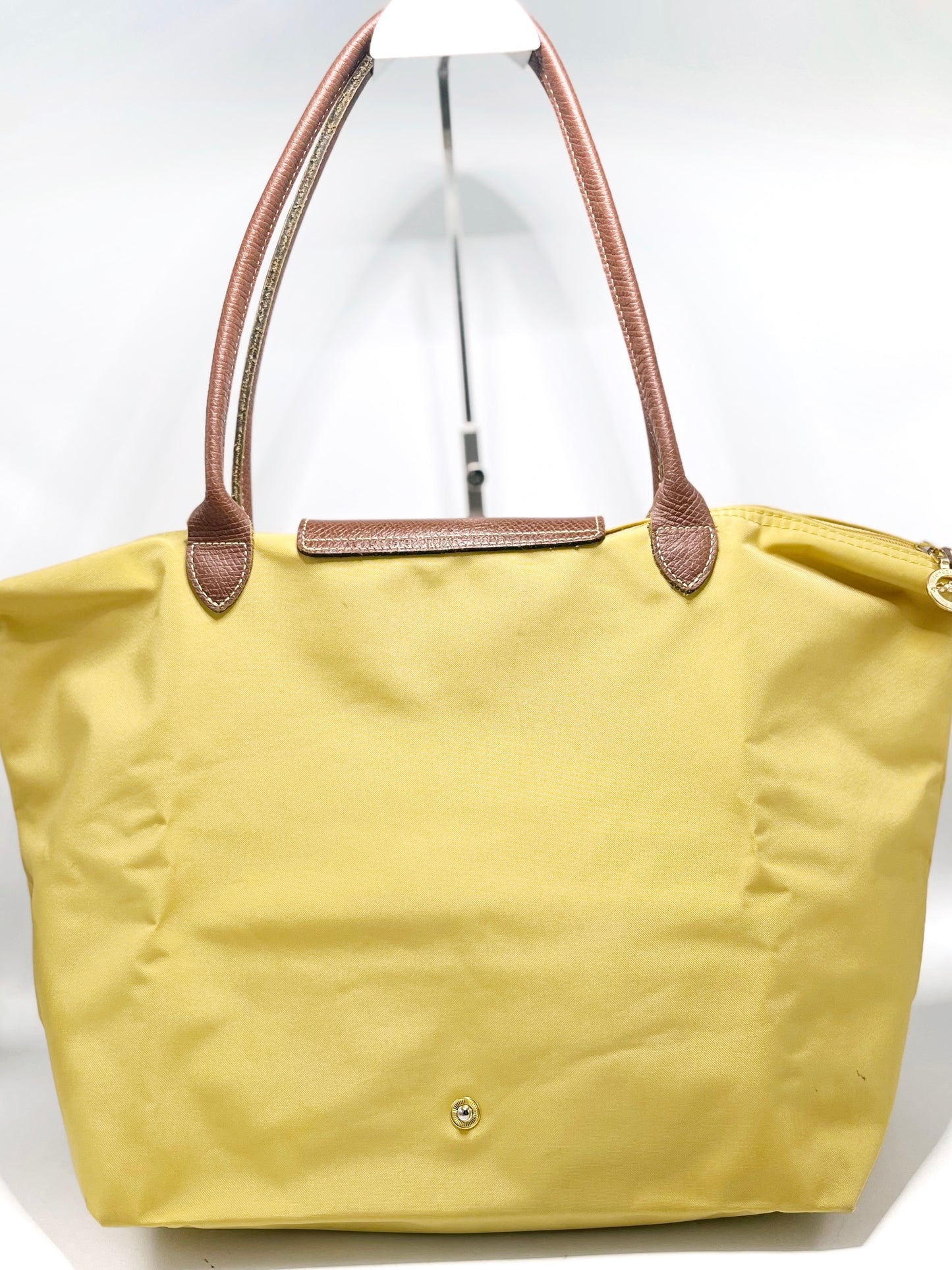 Cartera Longchamp Le Pliage M asa larga color amarillo