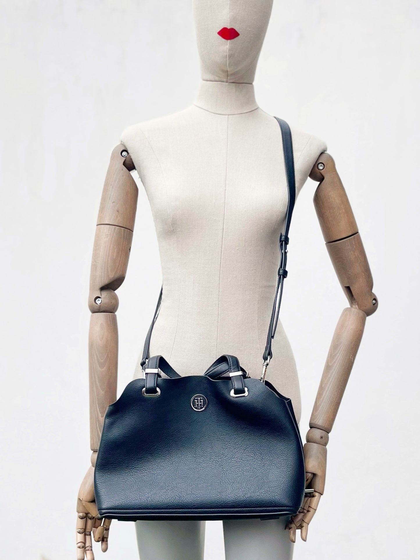 Cartera Tommy Hilfiger tH Core Satchel