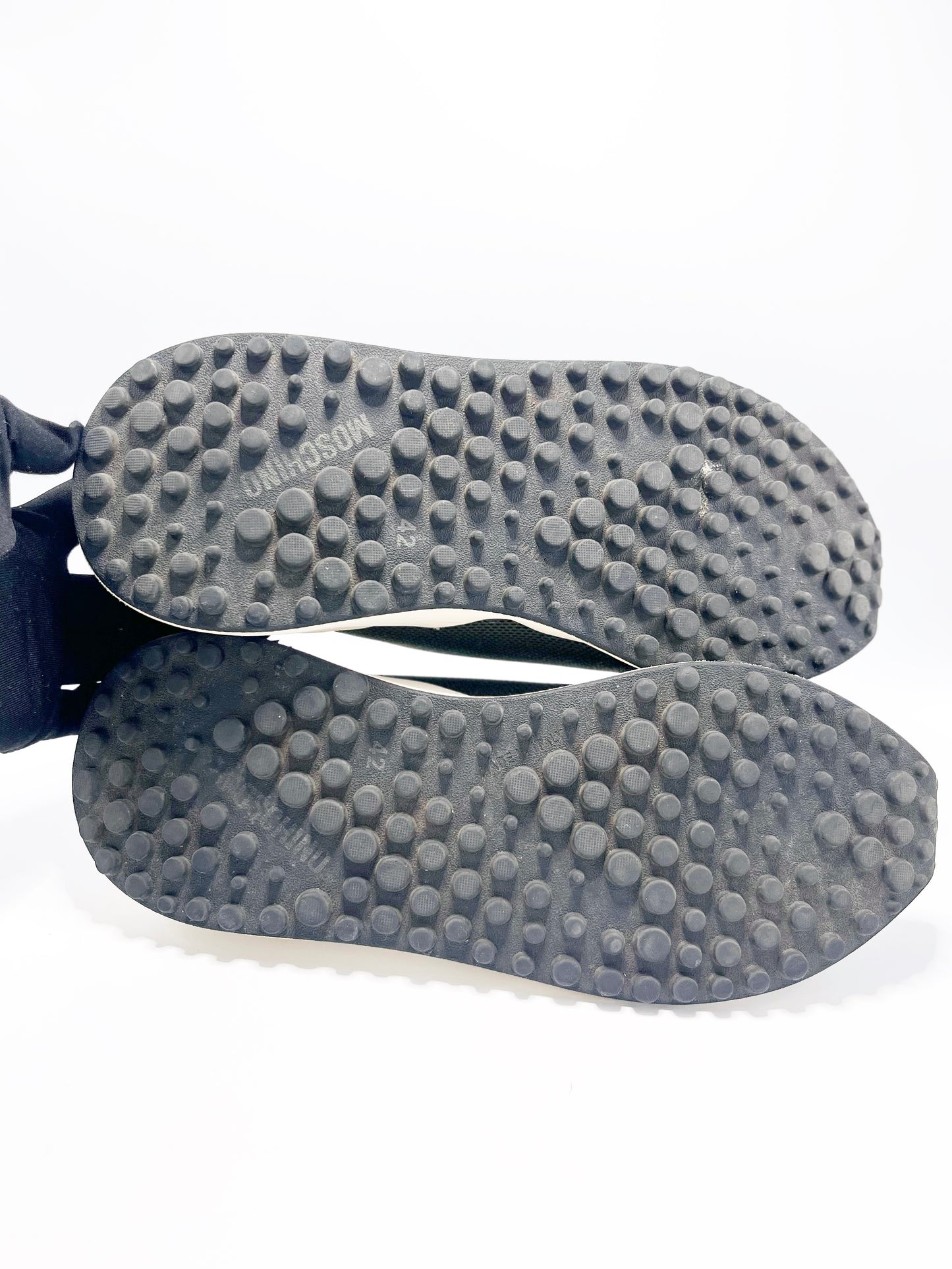 Champion Moschino (42 masc)