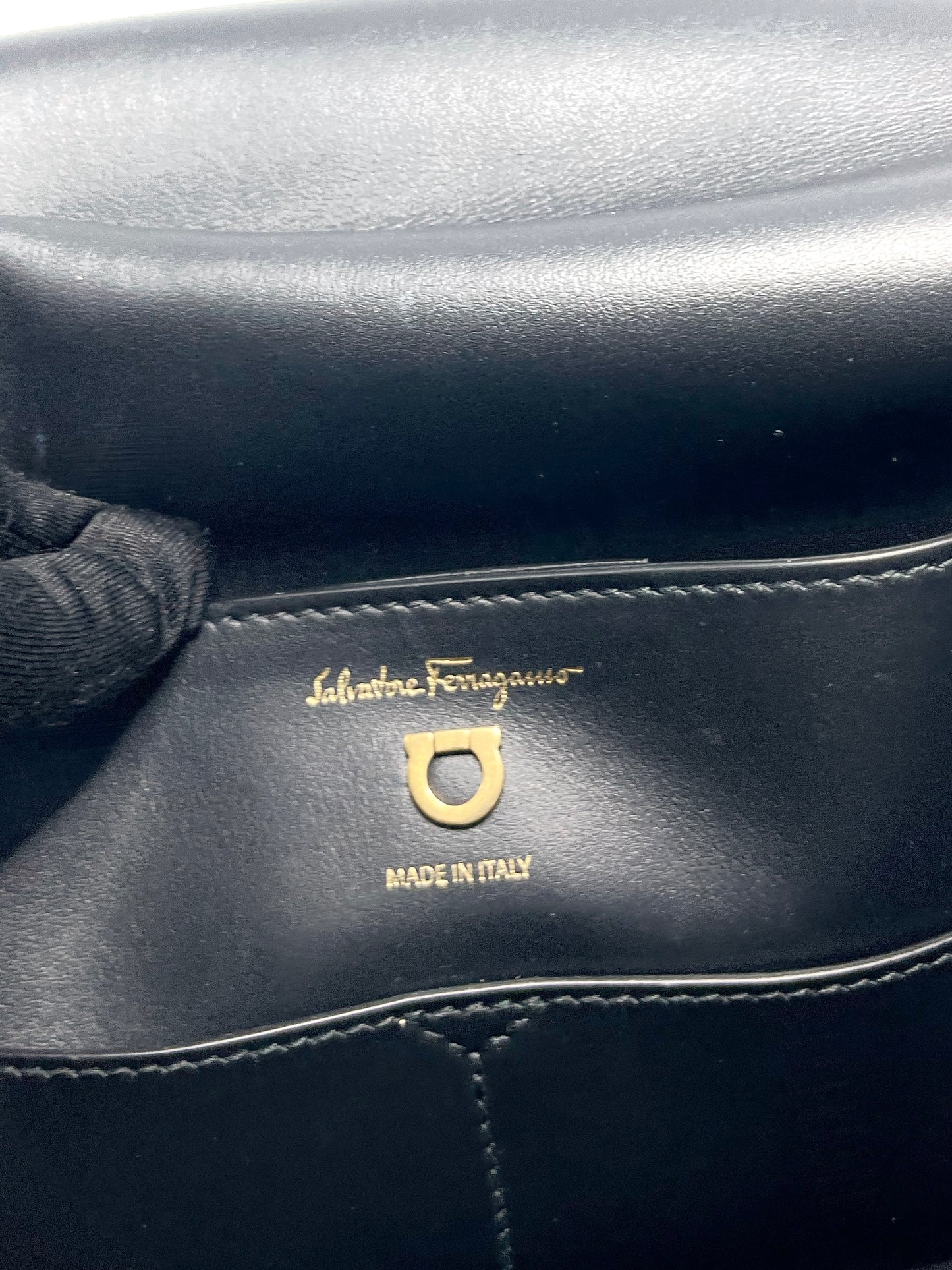 Bandolera crossbody Salvatore Ferragamo ring