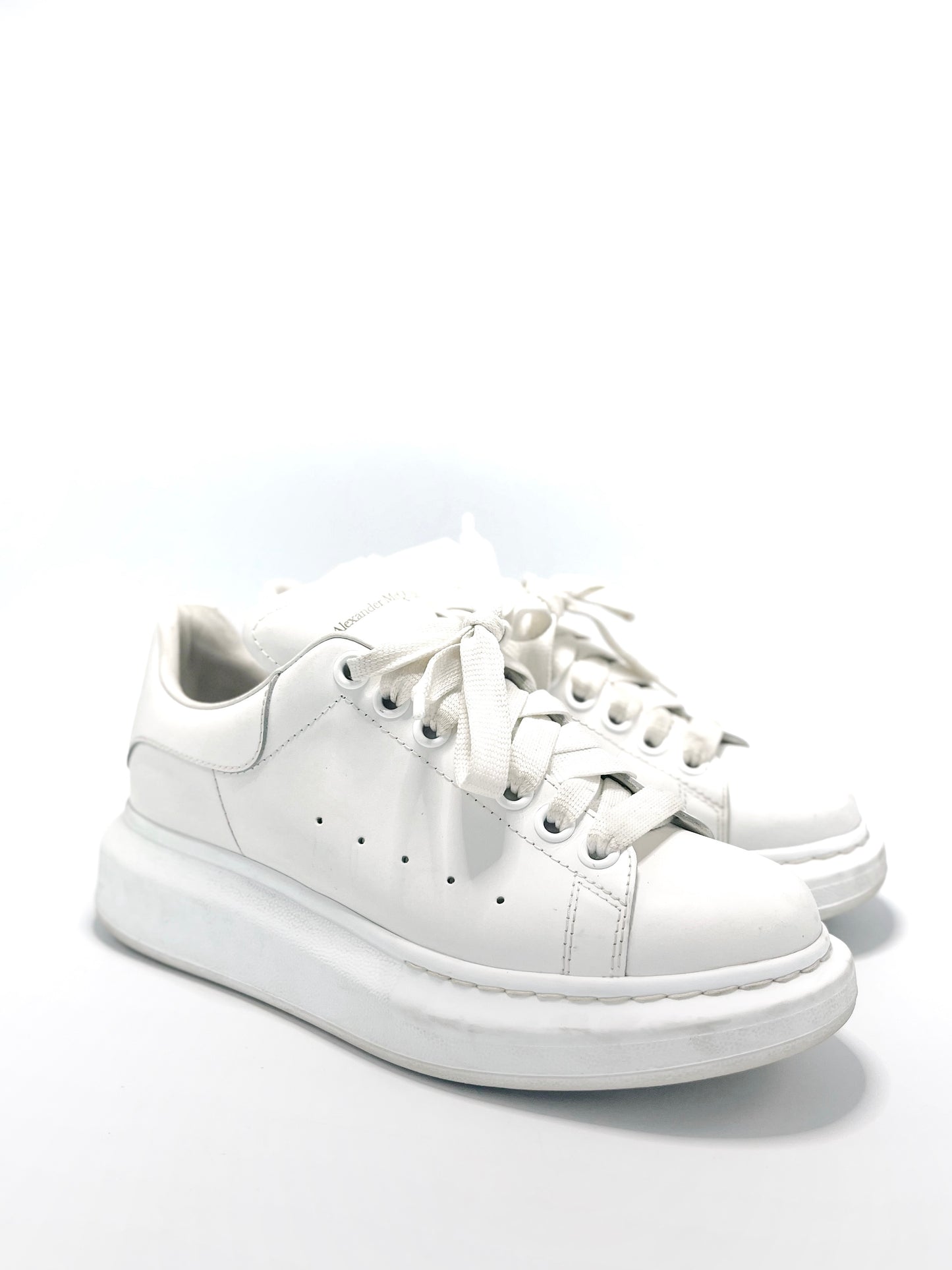 Champion Alexander McQueen Oversize Leather Trainers (37.5 fem)