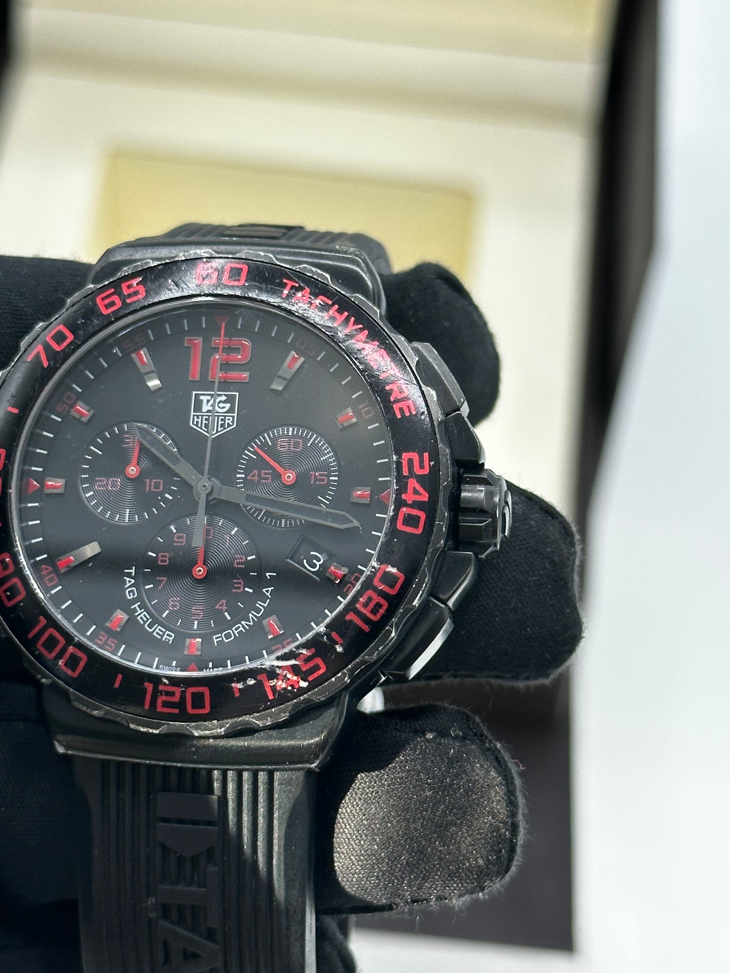 Reloj Tag Heuer Formula 1 Chronograph CAU111