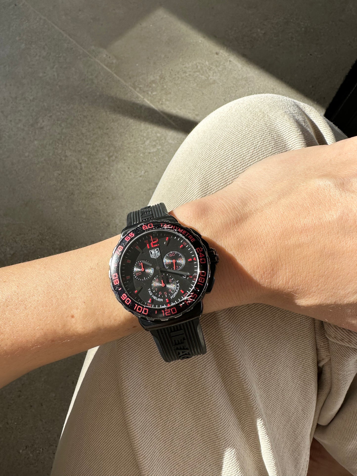 Reloj Tag Heuer Formula 1 Chronograph CAU111
