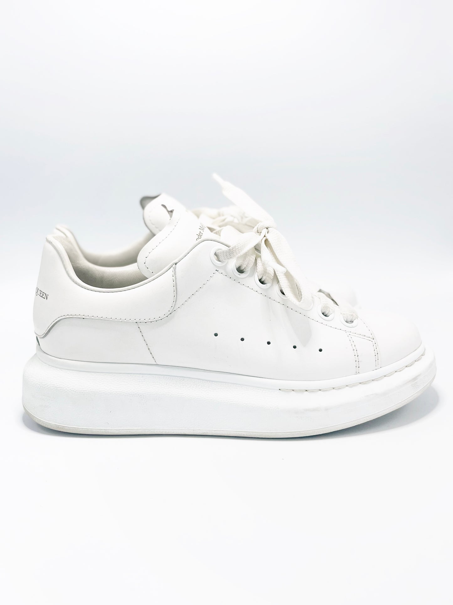 Champion Alexander McQueen Oversize Leather Trainers (37.5 fem)