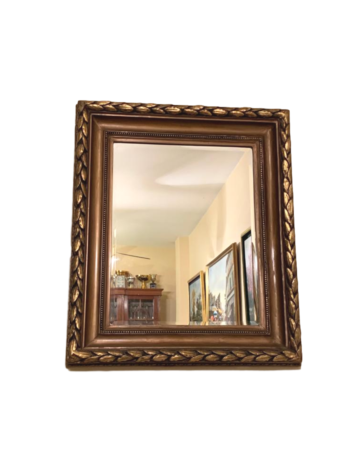 Espejo con Borde Tallado