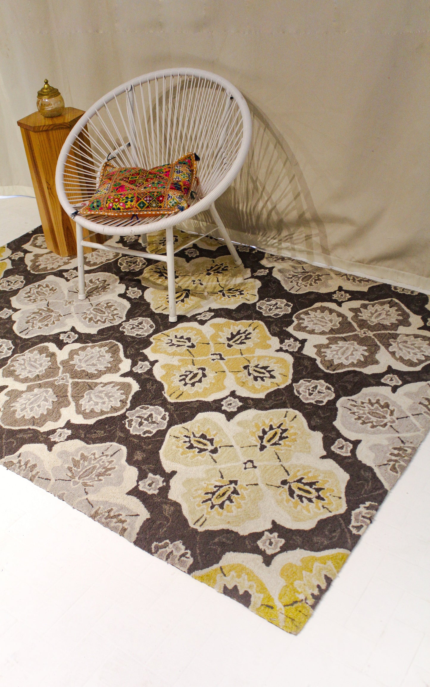 Alfombra Floreada 2.10 x 1.50 m.