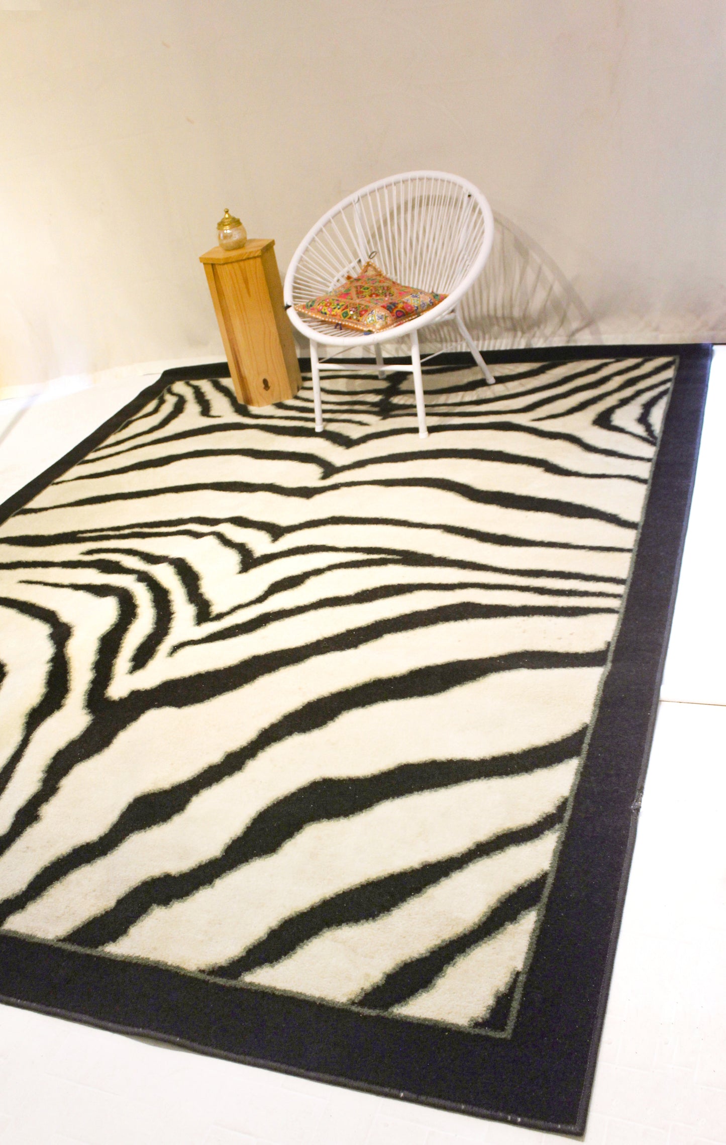 Alfombra Zebra 2.40 x 3.00 m.