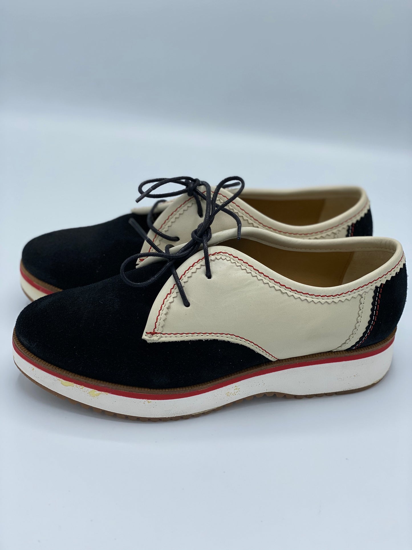 Zapato Tevin Oxford Hush Puppies (US 8.5)