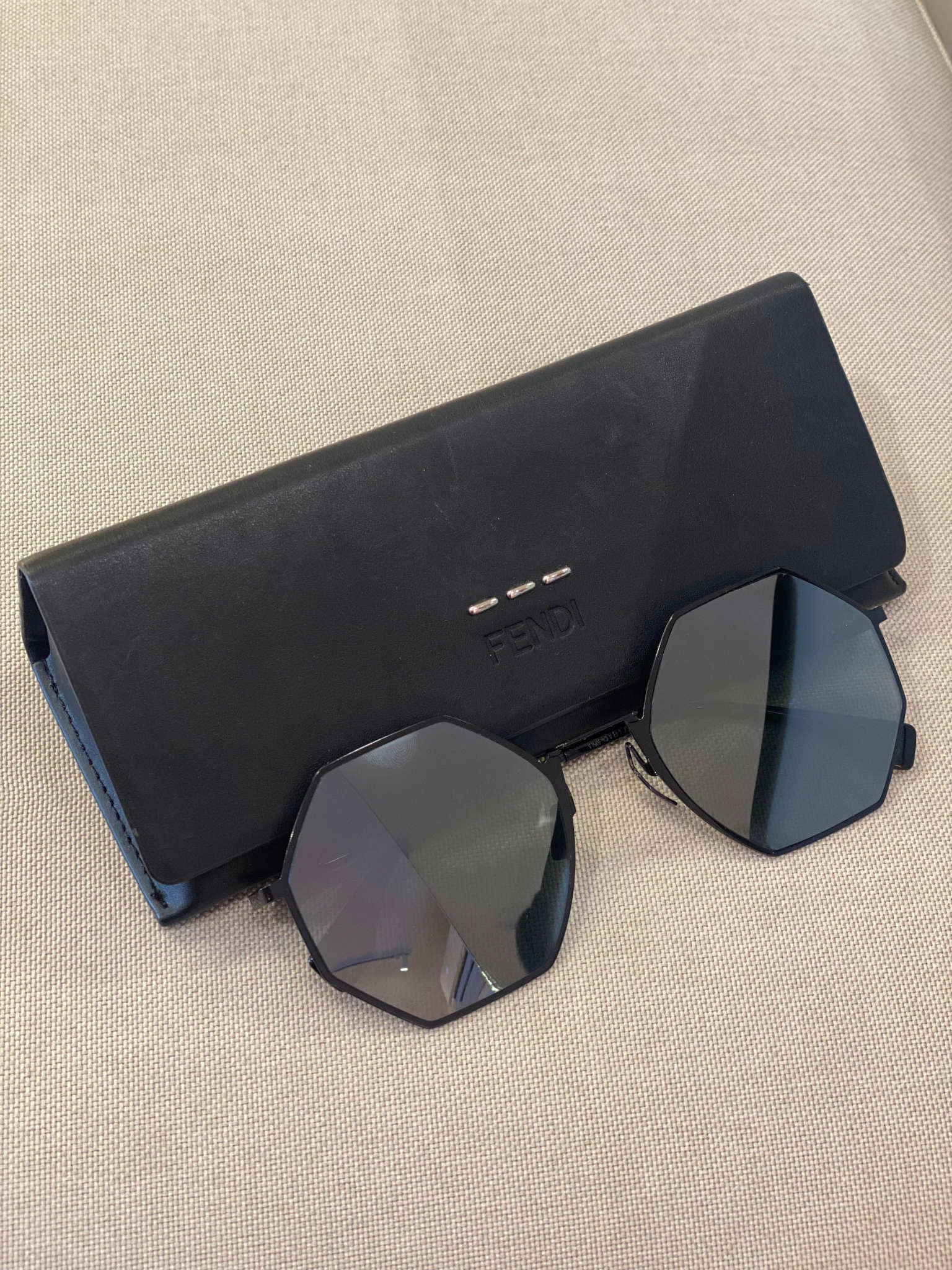 Lente de Sol Negro Fendi FF 029/S