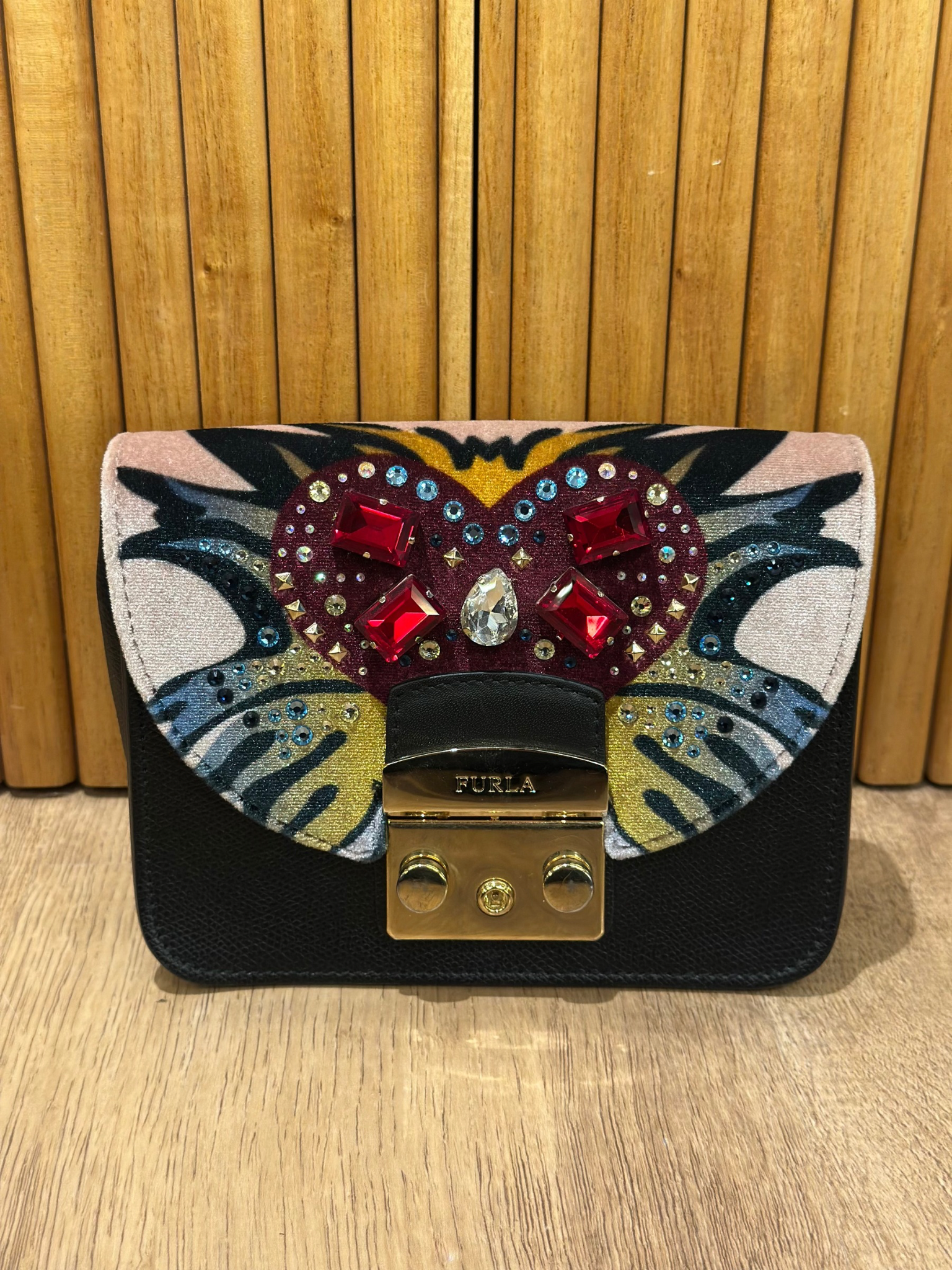 Bandolera con Solapa Intercambiable Furla