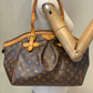 Cartera Louis Vuitton Tivoli GM
