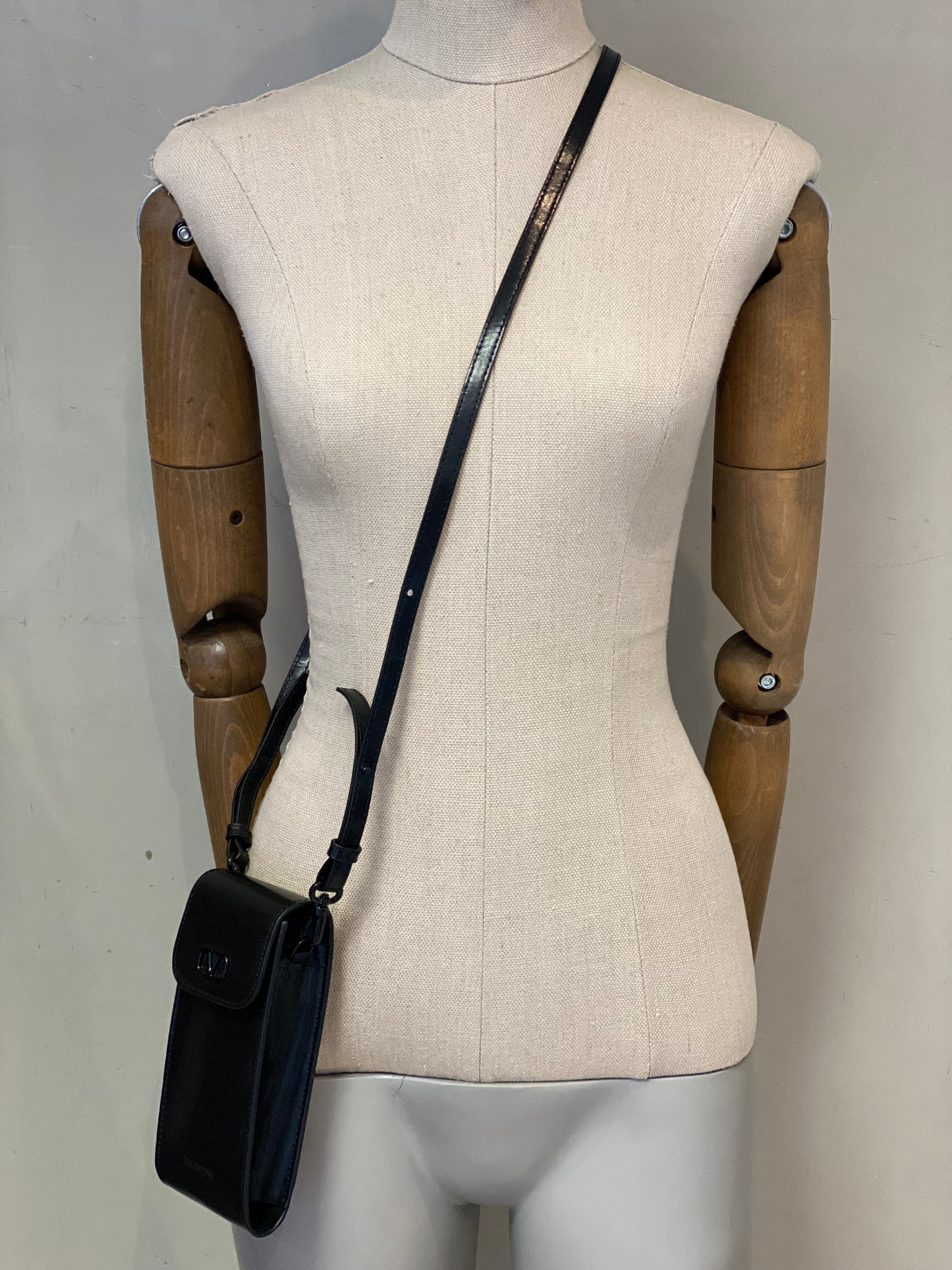 Porta Lentes Negro Valentino Garavani