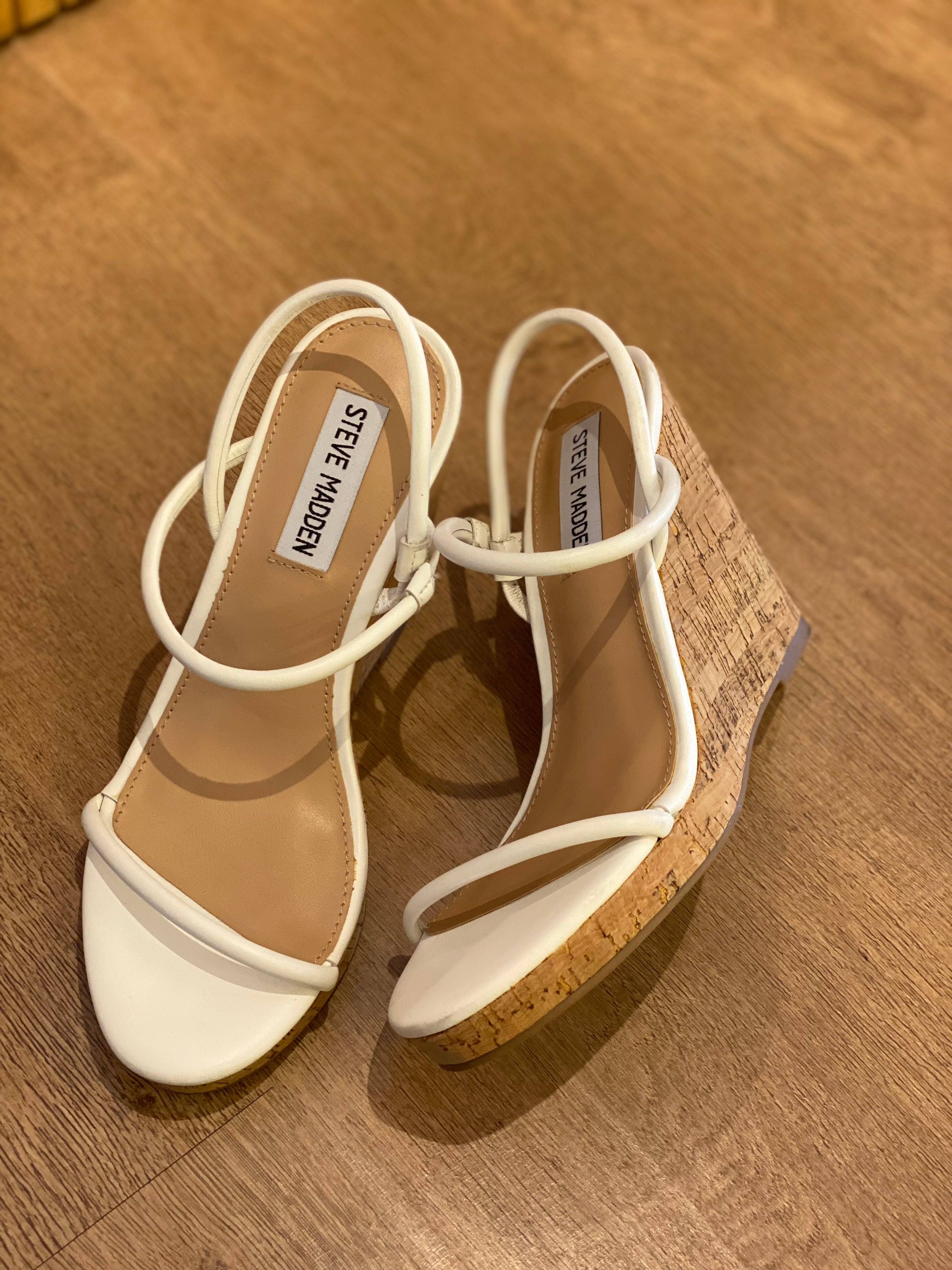 Sandalia Steve Madden Blanca (36)