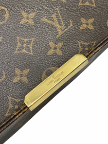 Bolso de Hombro Louis Vuitton Monogram Abbesses M45257