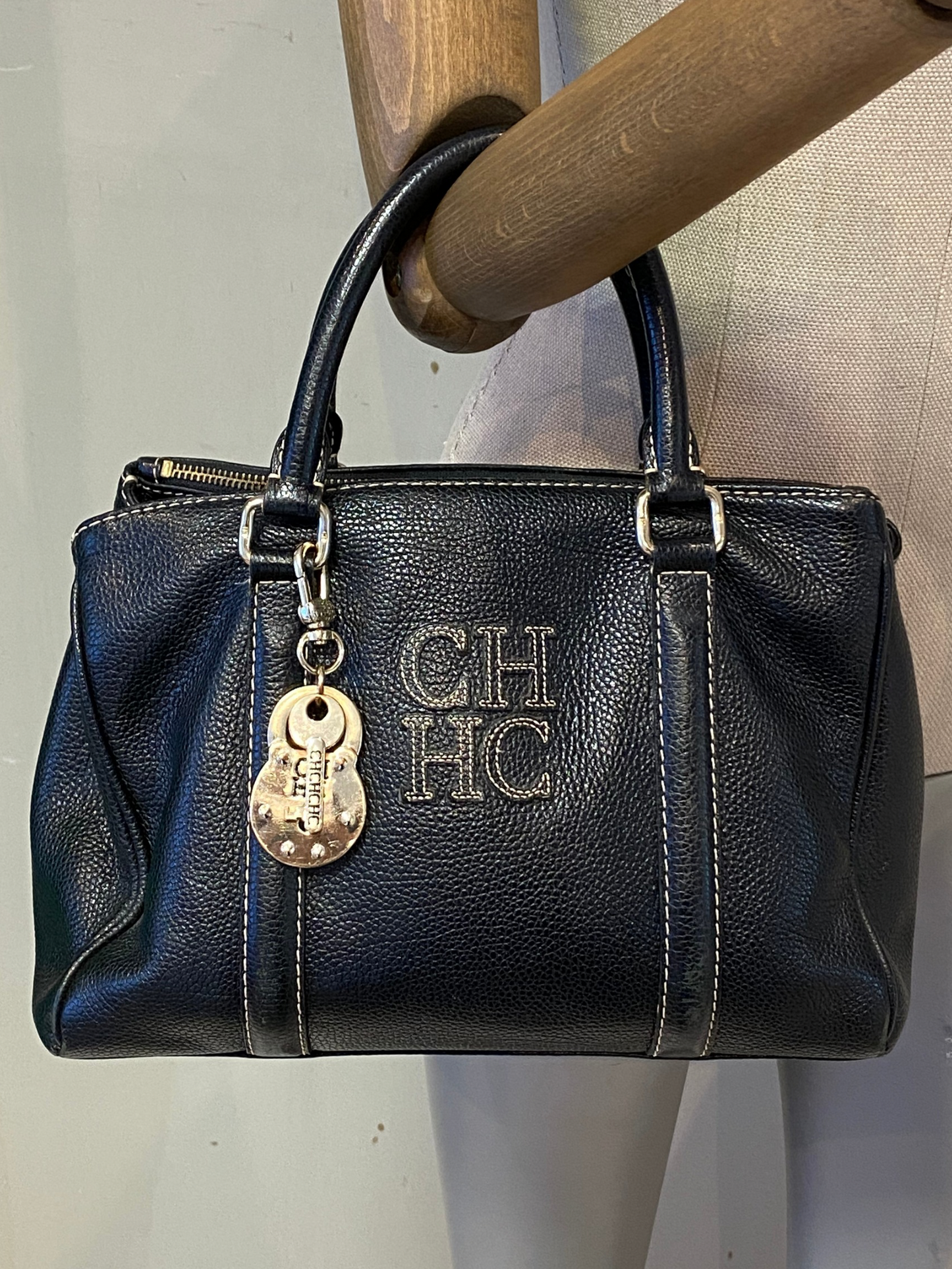 Bolso Negro Carolina Herrera Small Matteo