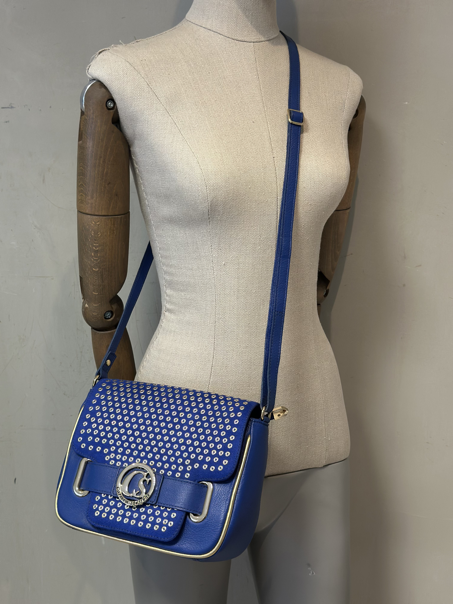 Bandolera con Tachas Carmen Steffens
