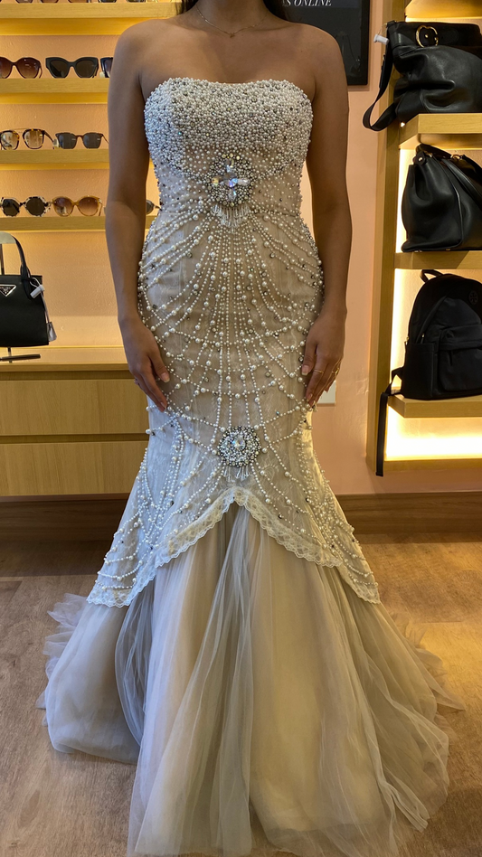 Vestido Largo con Apliques Sherri Hill (Talle 8)