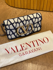 Bolso de Mano Valentino Garavani V Logo