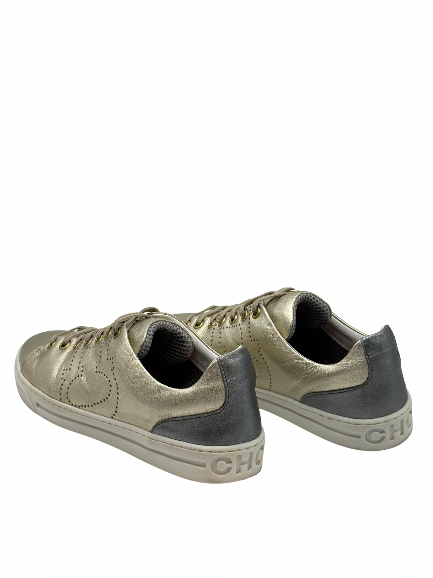Champion Dorado Carolina Herrera (39)