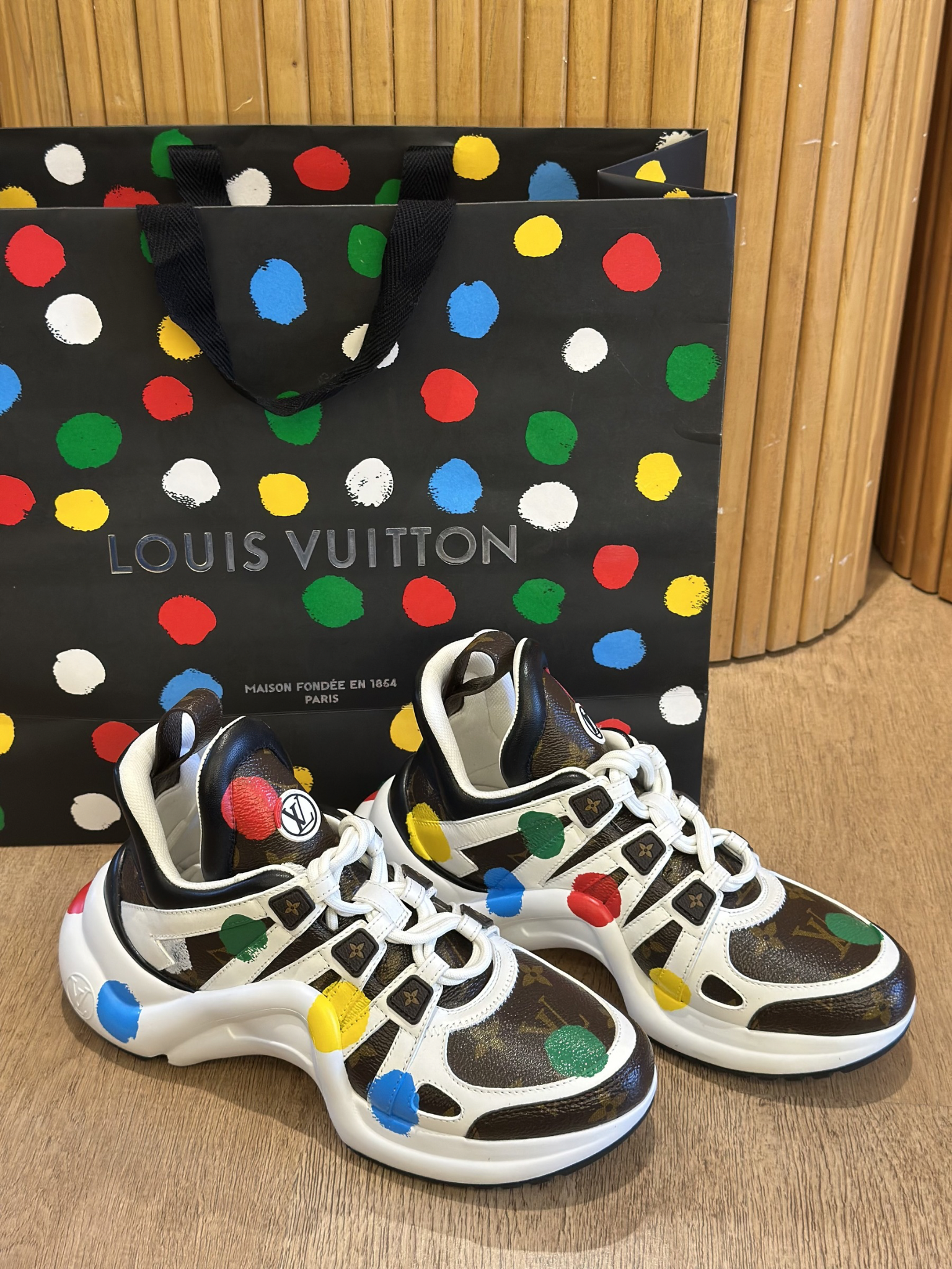 Champion Louis Vuitton Archlight Edición Yayoi Kusama (38)